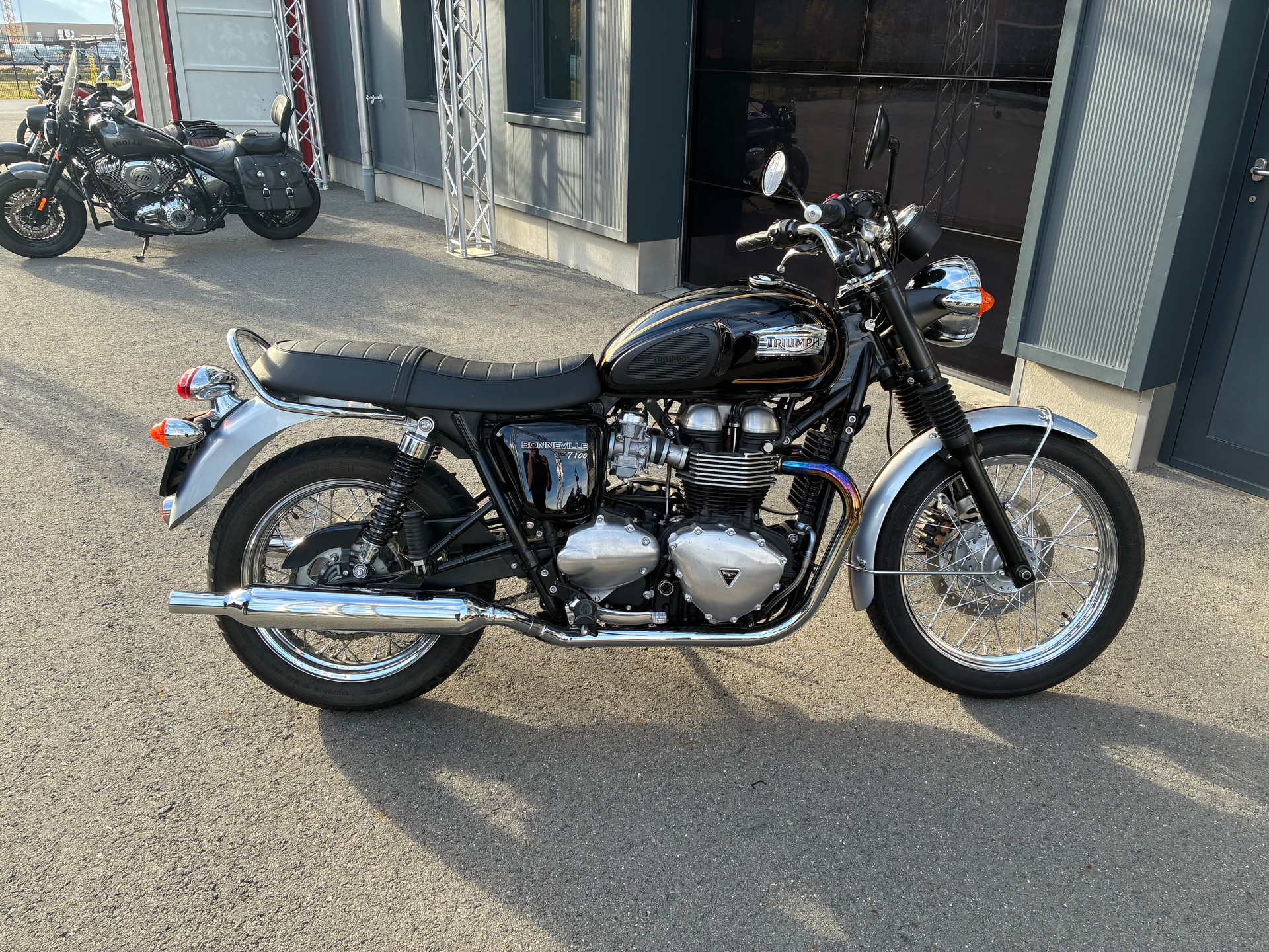 TRIUMPH Bonneville 900 i T 100