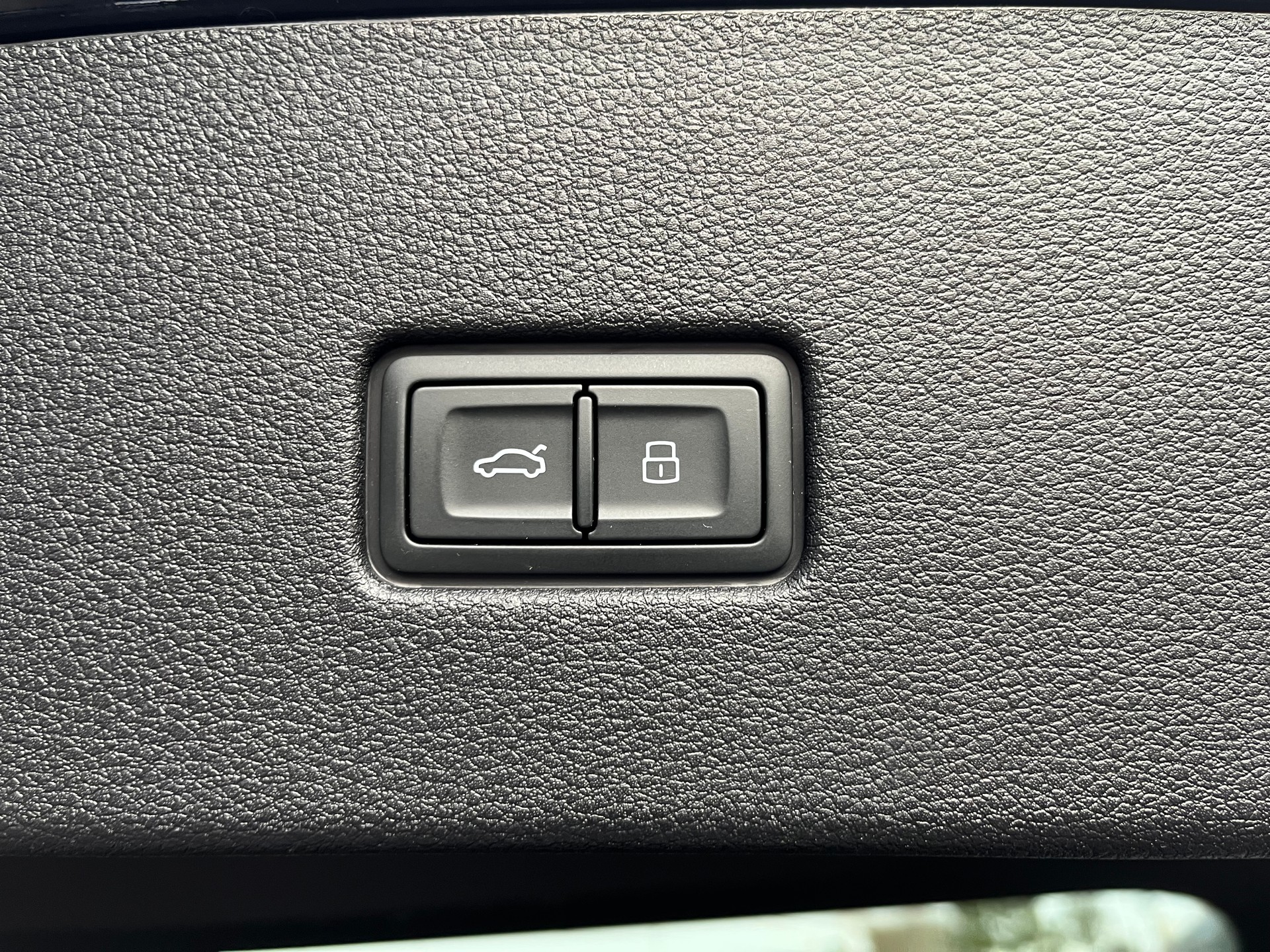 AUDI SQ8 SUV TFSI quattro tiptronic-image-7