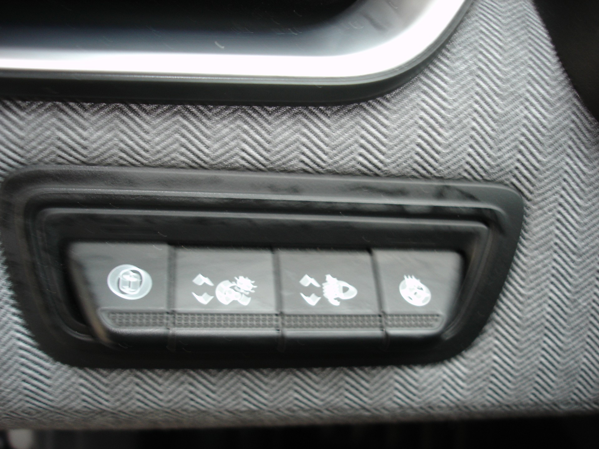 RENAULT Clio 1.0 Techno-image-11