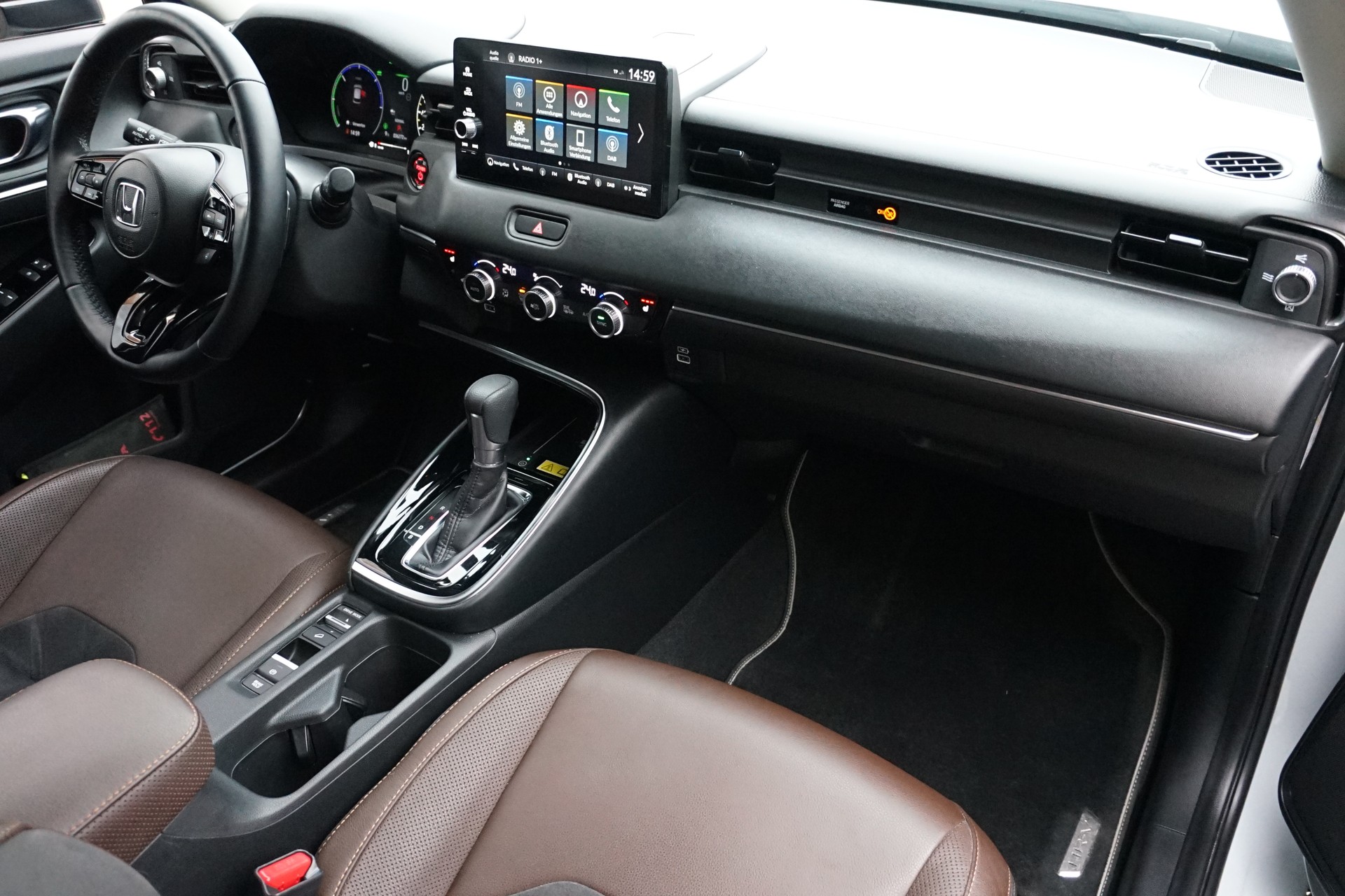 HONDA HR-V 1.5i-MMD Advance "Leder" Voll-Hybrid "aus erster Hand"-image-18