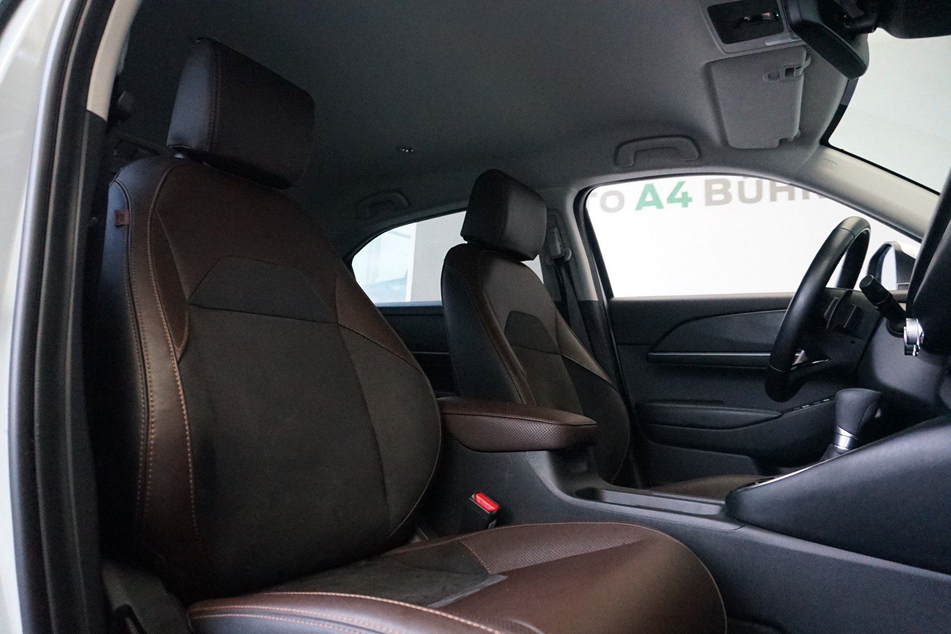 HONDA HR-V 1.5i-MMD Advance "Leder" Voll-Hybrid "aus erster Hand"-image-20