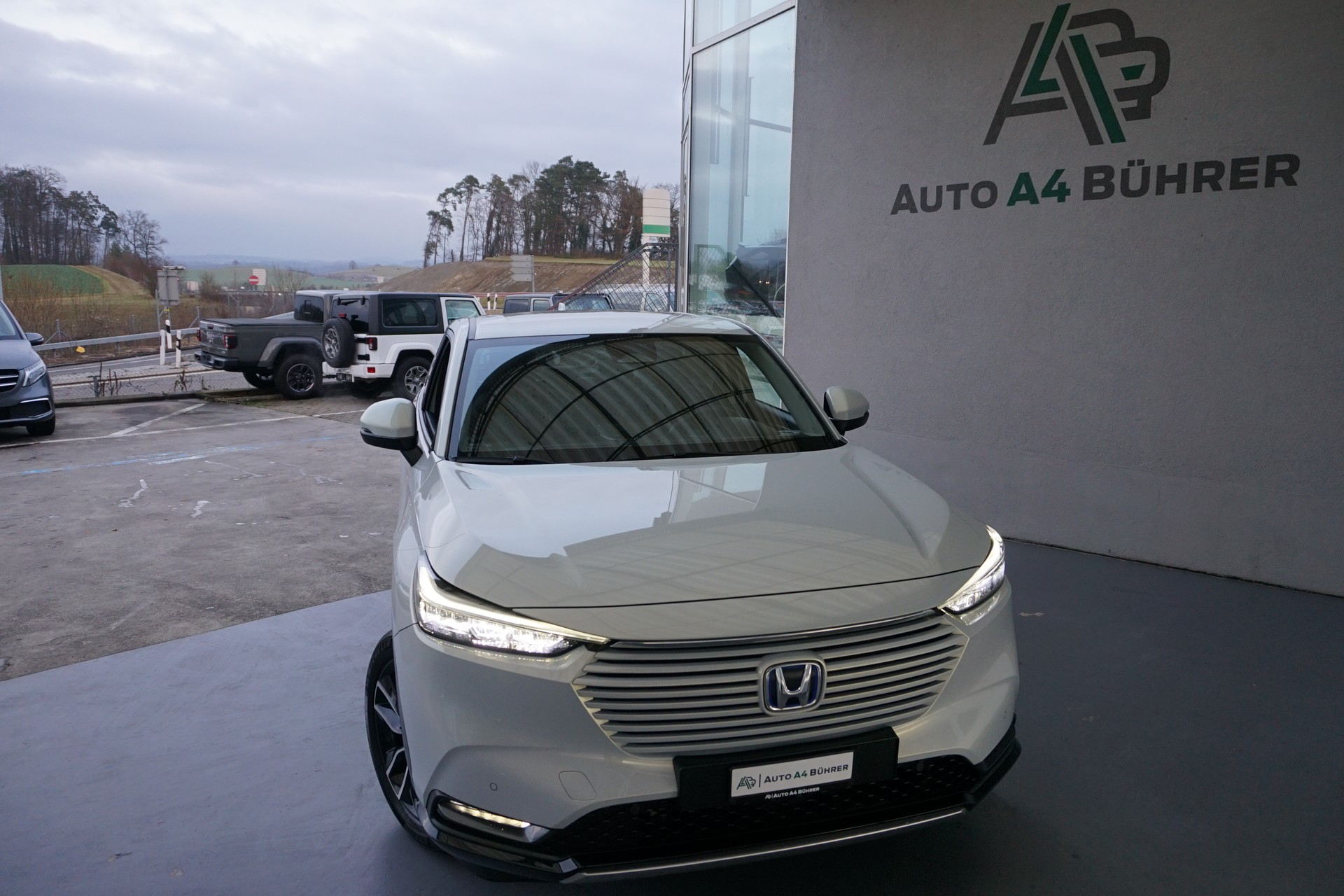 HONDA HR-V 1.5i-MMD Advance "Leder" Voll-Hybrid "aus erster Hand"-showroom-element-2