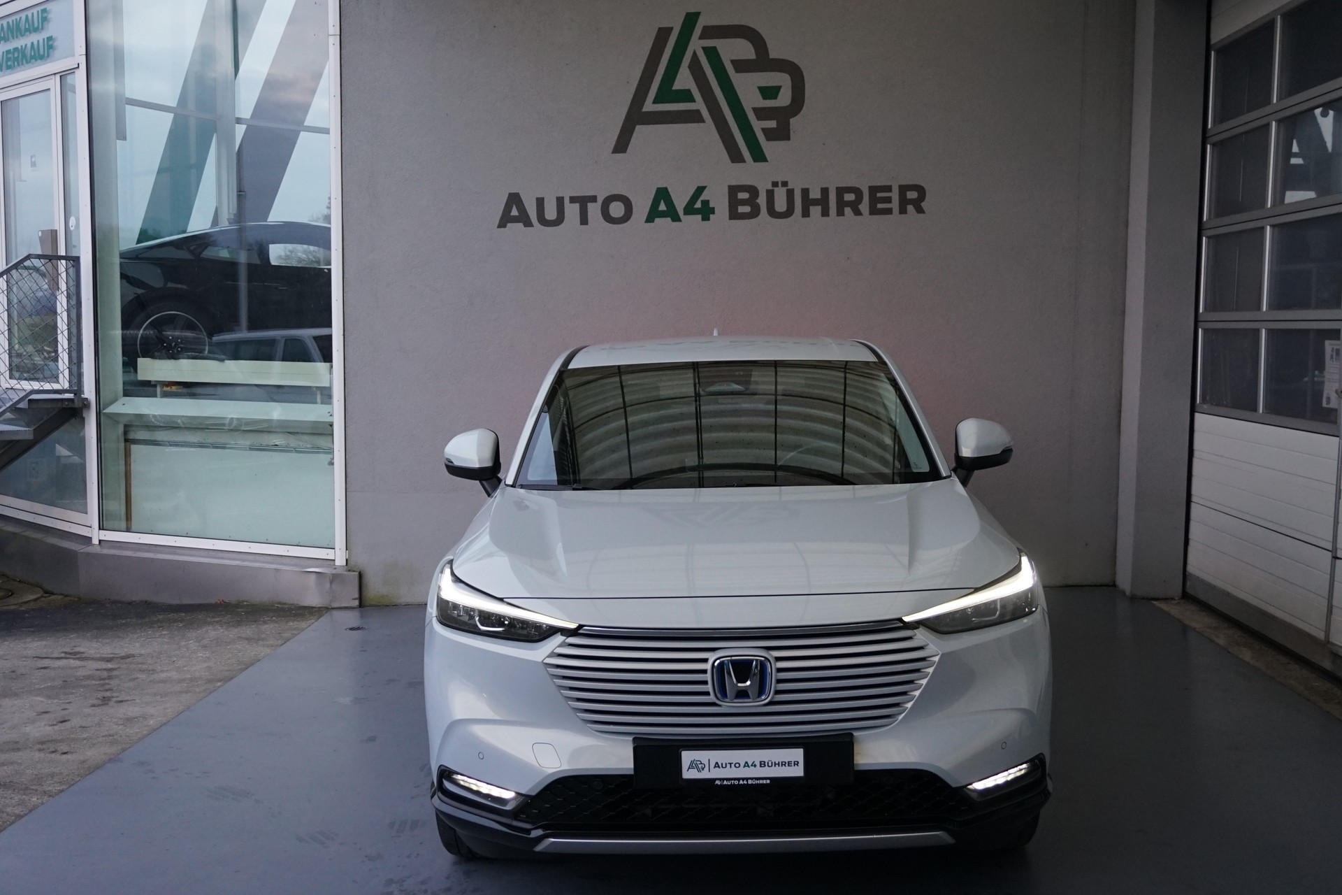 HONDA HR-V 1.5i-MMD Advance "Leder" Voll-Hybrid "aus erster Hand"-image-8