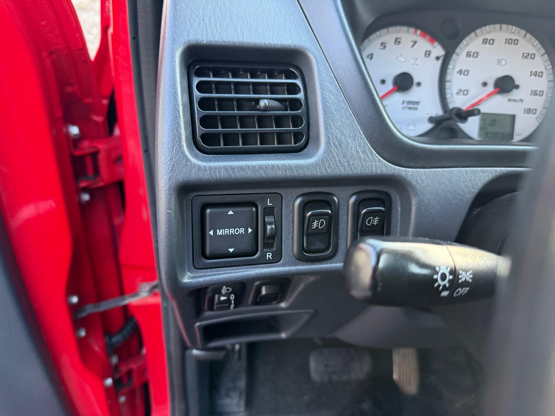 DAIHATSU Terios 1.3 16V 4x4-image-32