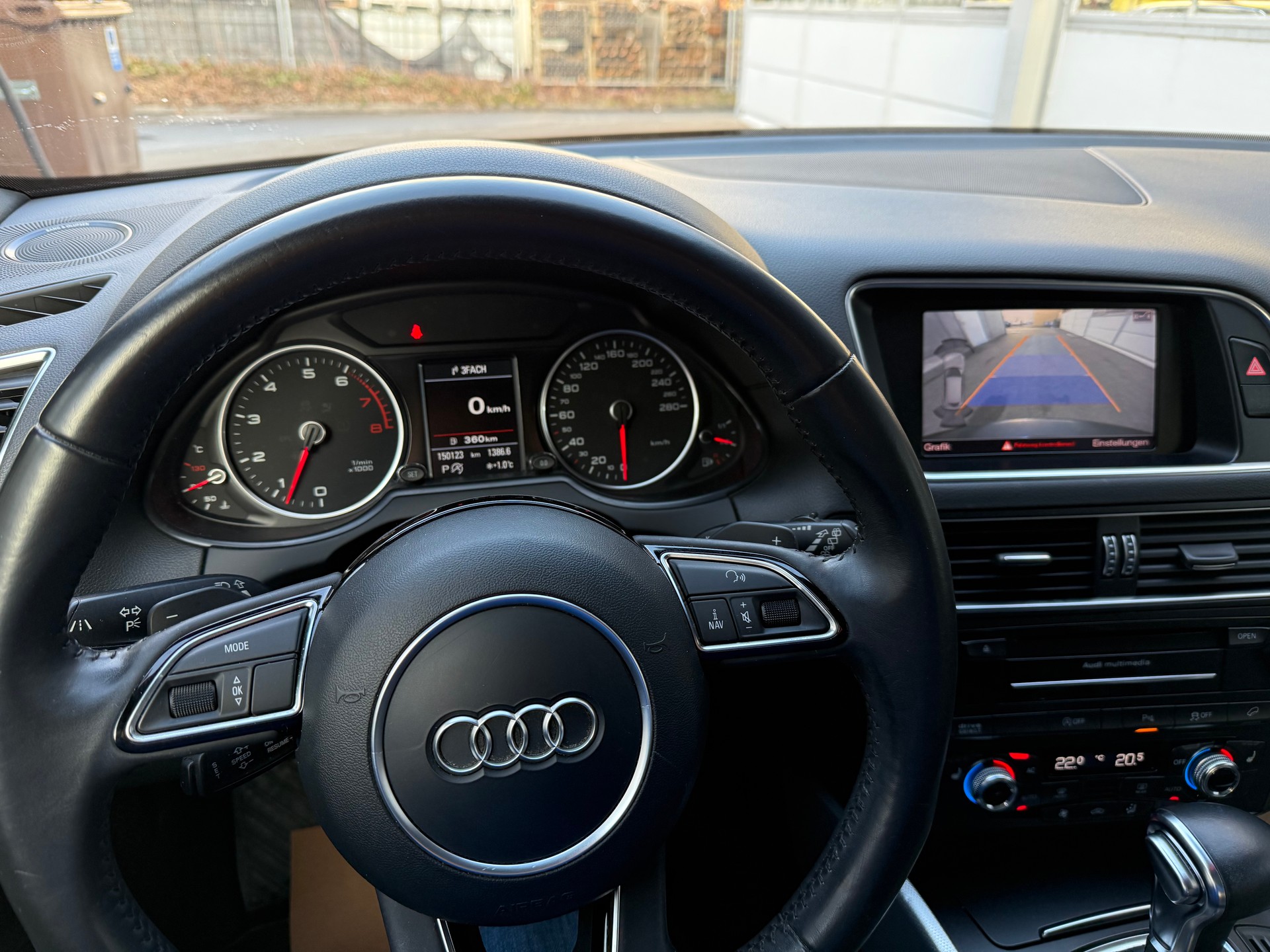 AUDI Q5 3.0 TFSI quattro tiptronic *CH Fahrzeug *Frisch ab MFK *Automat *Tempomat *Panorama *Komfort Schlüssel *8 Fach bereift-image-10
