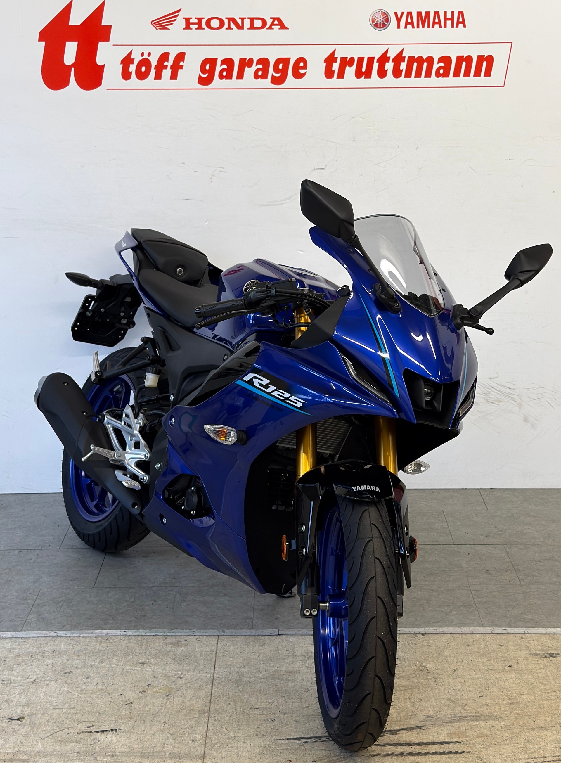 YAMAHA YZF-R 125 ABS-image-2