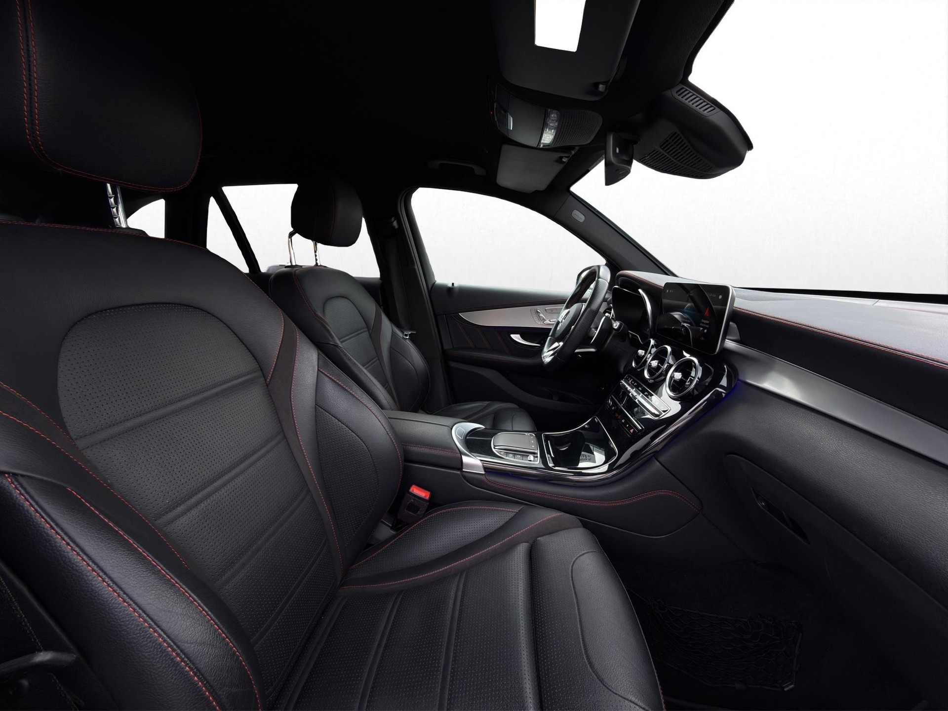 MERCEDES-BENZ GLC 43 AMG 4m-image-14