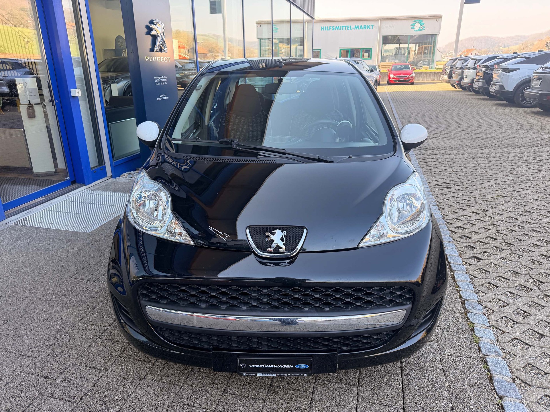PEUGEOT 107 1.0 Trendy-showroom-element-2