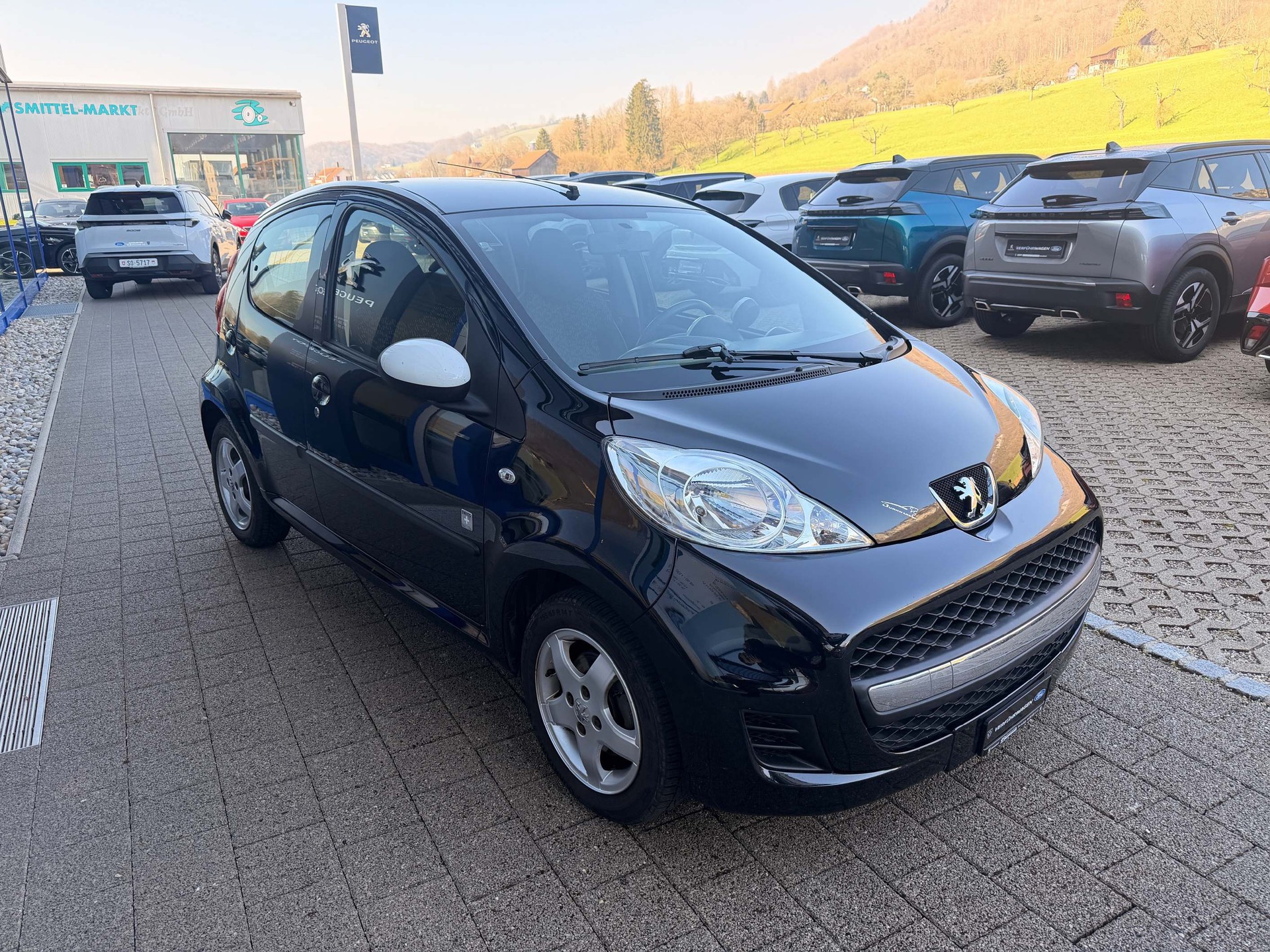 PEUGEOT 107 1.0 Trendy-showroom-element-3