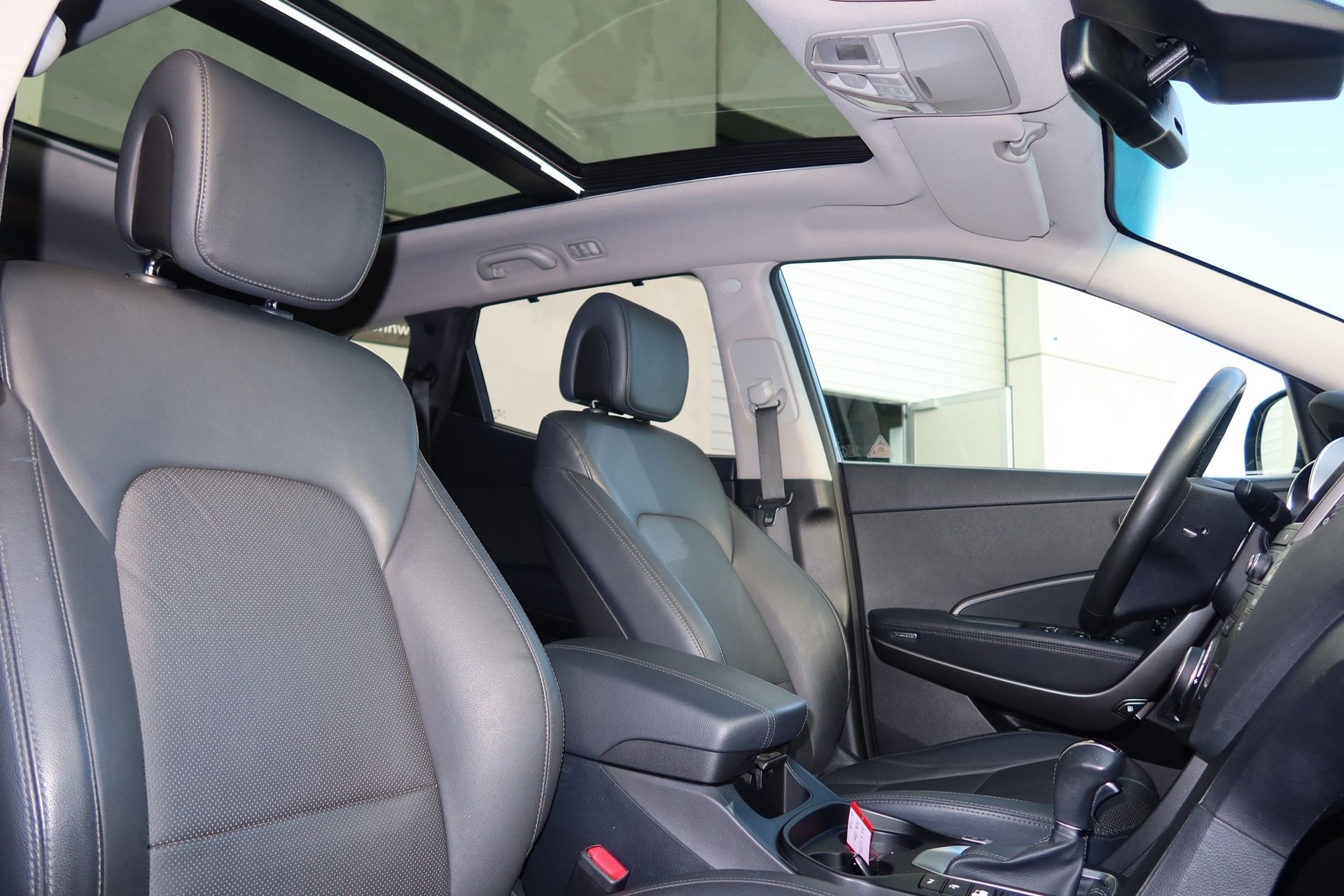 HYUNDAI Santa Fe 2.2 CRDI Vertex 4WD Automatic (CH) 7-Plätzer-image-10