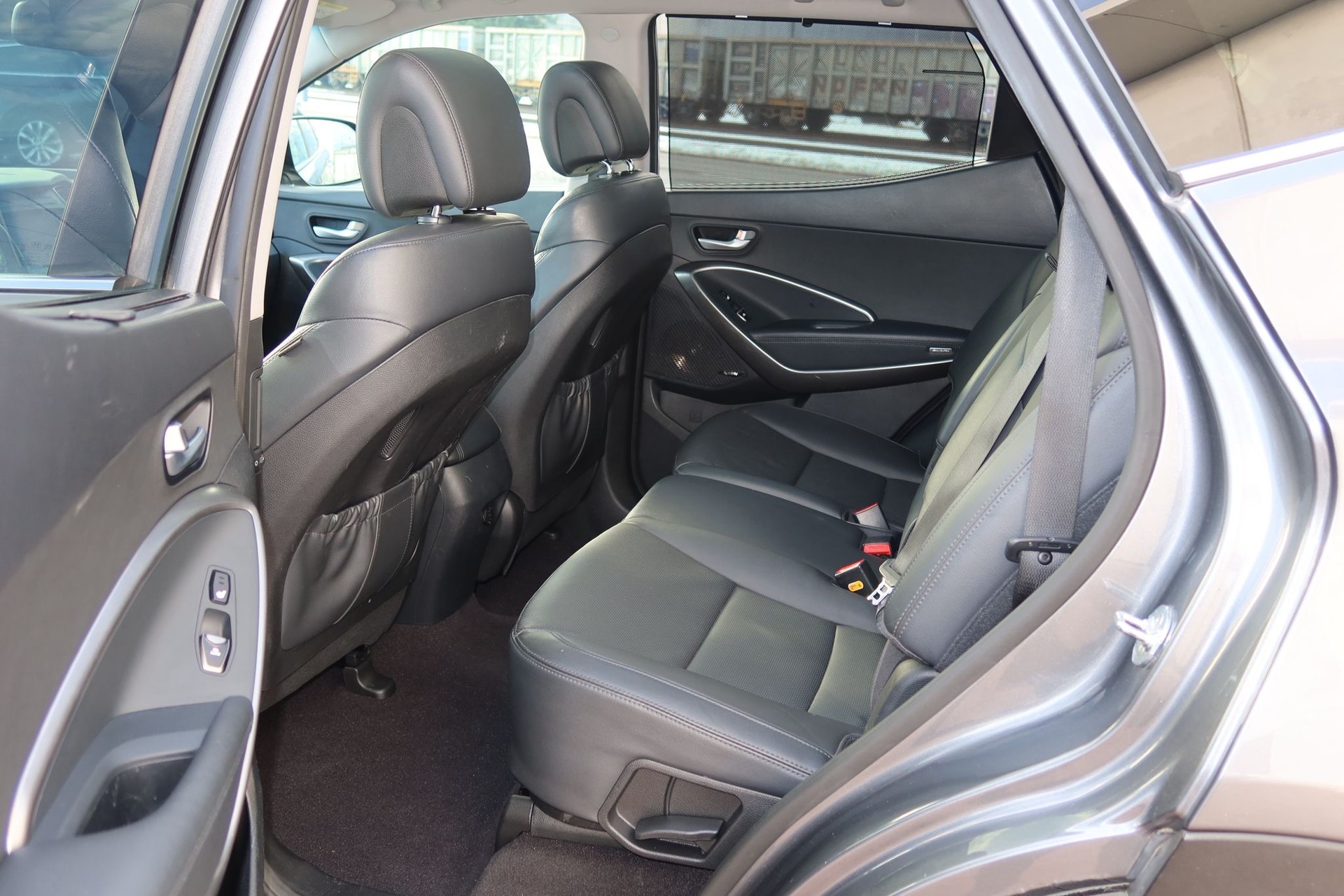 HYUNDAI Santa Fe 2.2 CRDI Vertex 4WD Automatic (CH) 7-Plätzer-image-11