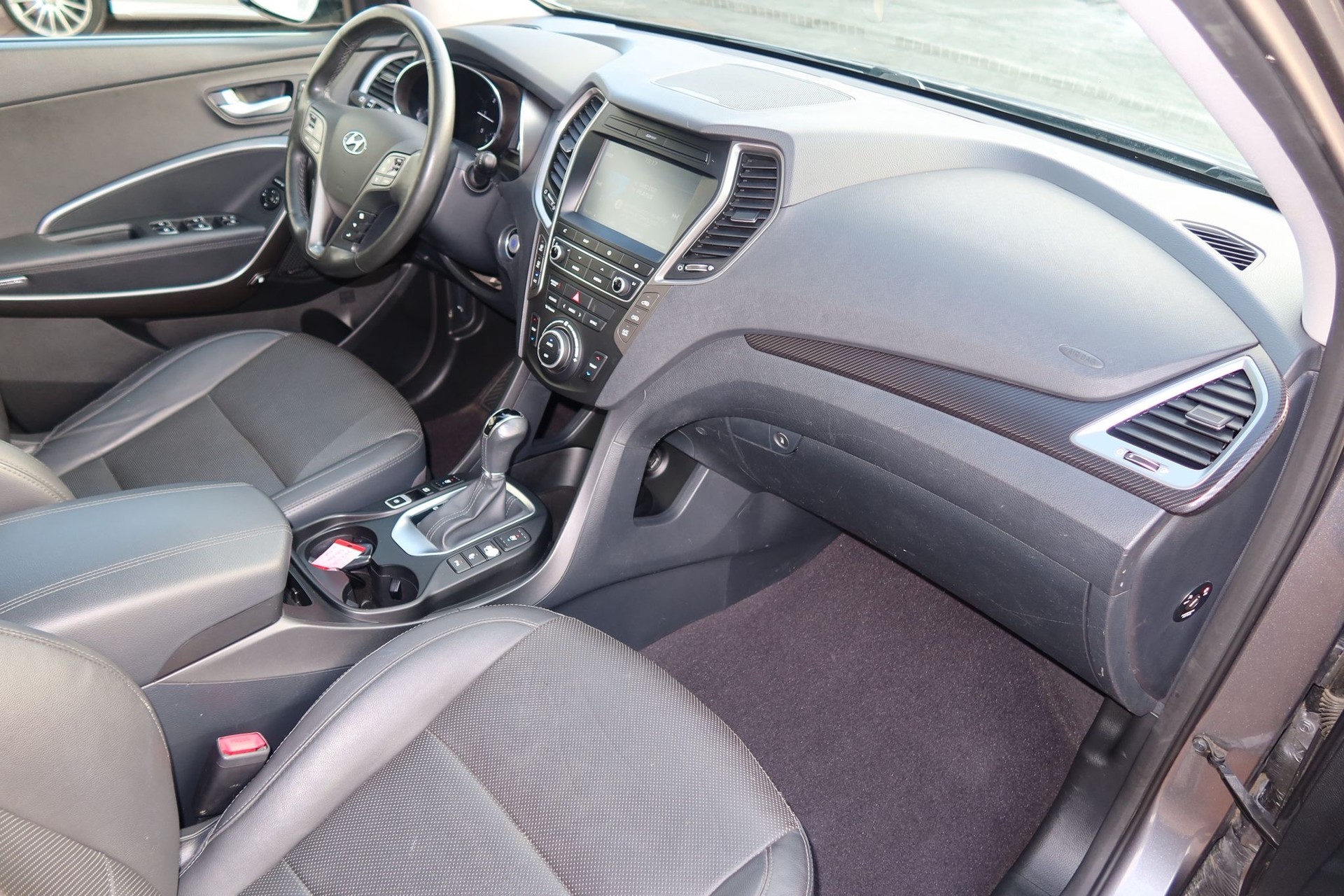 HYUNDAI Santa Fe 2.2 CRDI Vertex 4WD Automatic (CH) 7-Plätzer-image-8