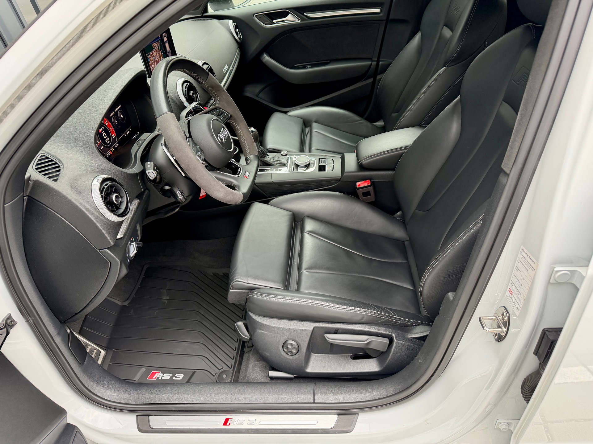 AUDI RS3 Sportback 2.5 TSI quattro S-tronic - Frisch ab MFK und Service - Ohne OPF --image-6
