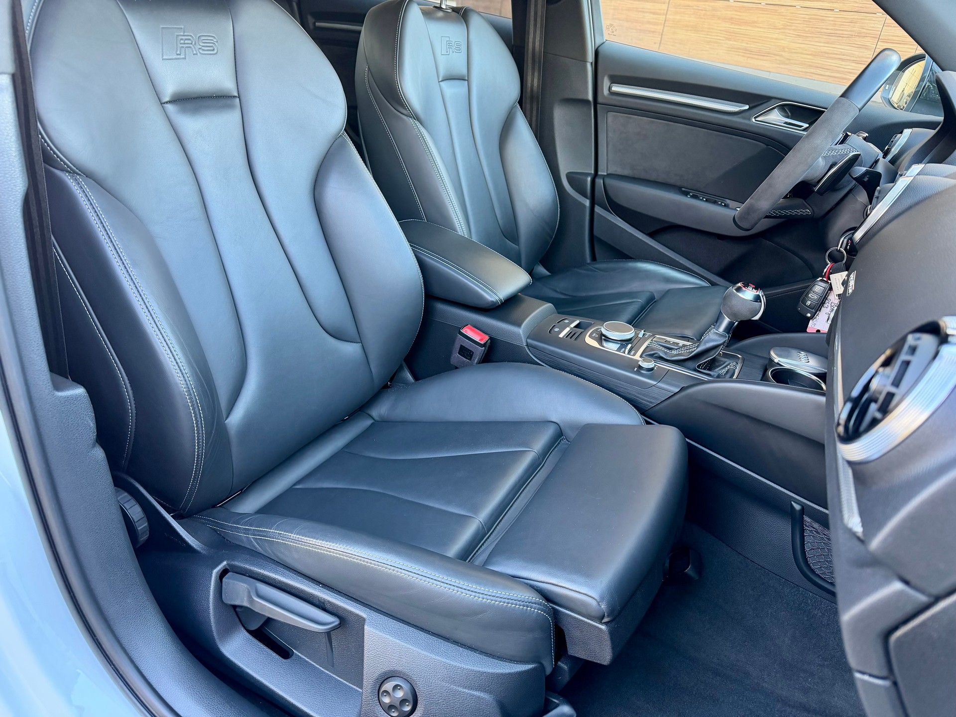 AUDI RS3 Sportback 2.5 TSI quattro S-tronic - Frisch ab MFK und Service - Ohne OPF --image-12