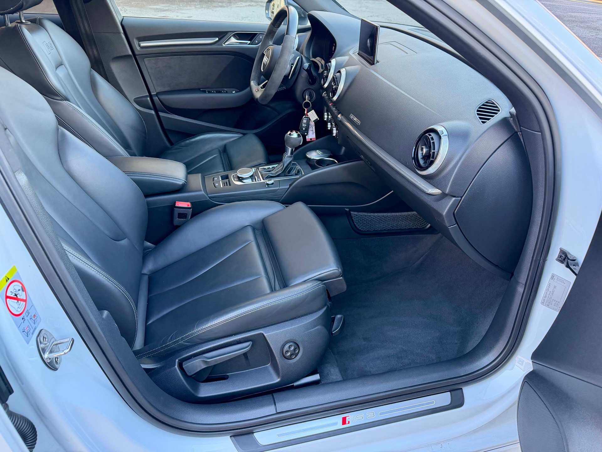 AUDI RS3 Sportback 2.5 TSI quattro S-tronic - Frisch ab MFK und Service - Ohne OPF --image-15