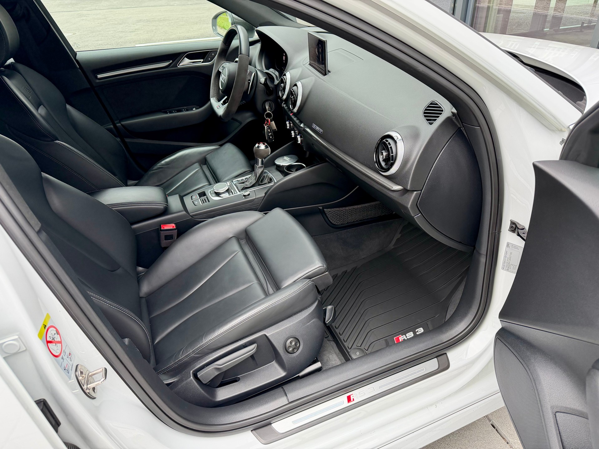 AUDI RS3 Sportback 2.5 TSI quattro S-tronic - Frisch ab MFK und Service - Ohne OPF --image-7