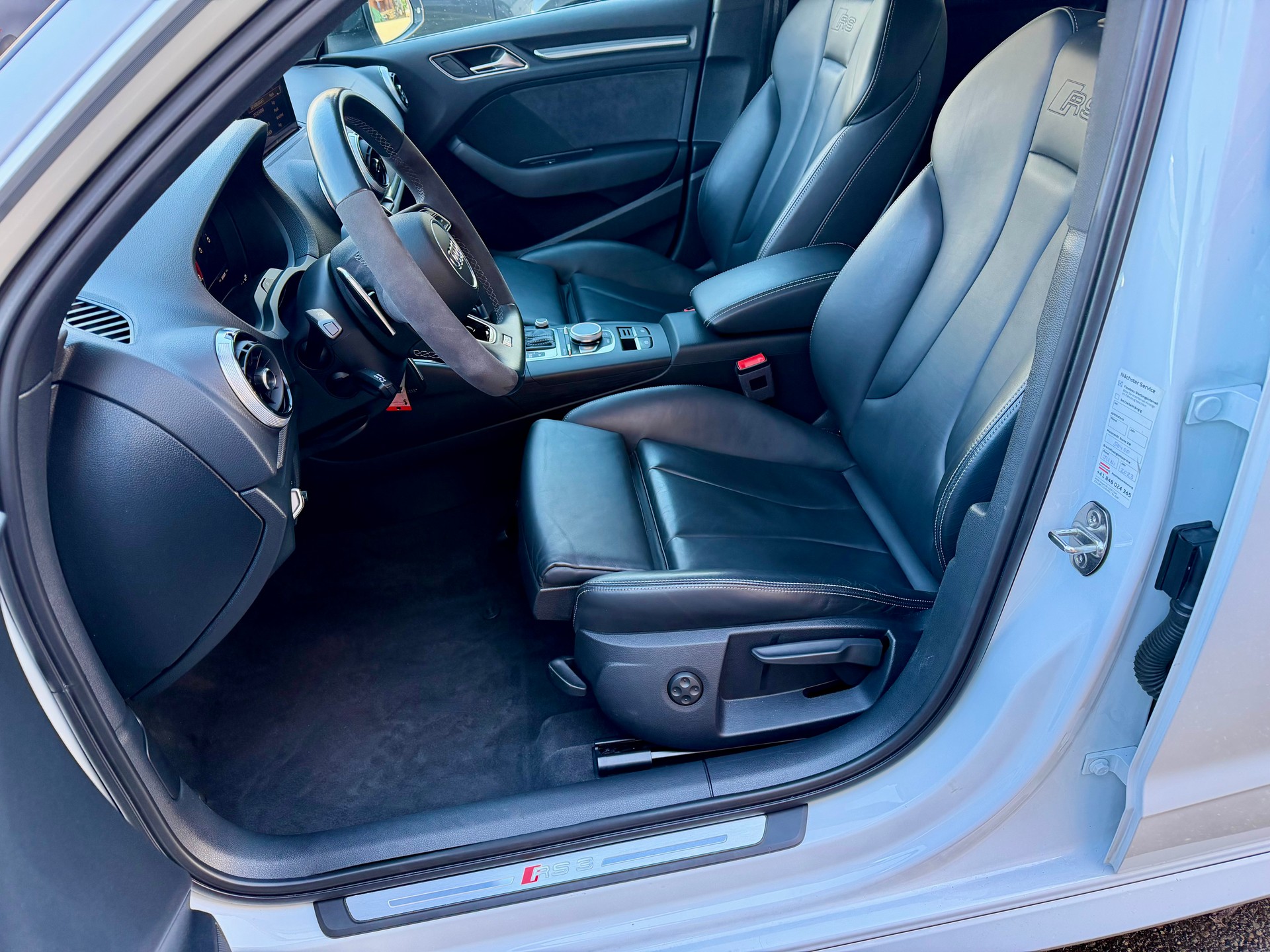 AUDI RS3 Sportback 2.5 TSI quattro S-tronic - Frisch ab MFK und Service - Ohne OPF --image-8