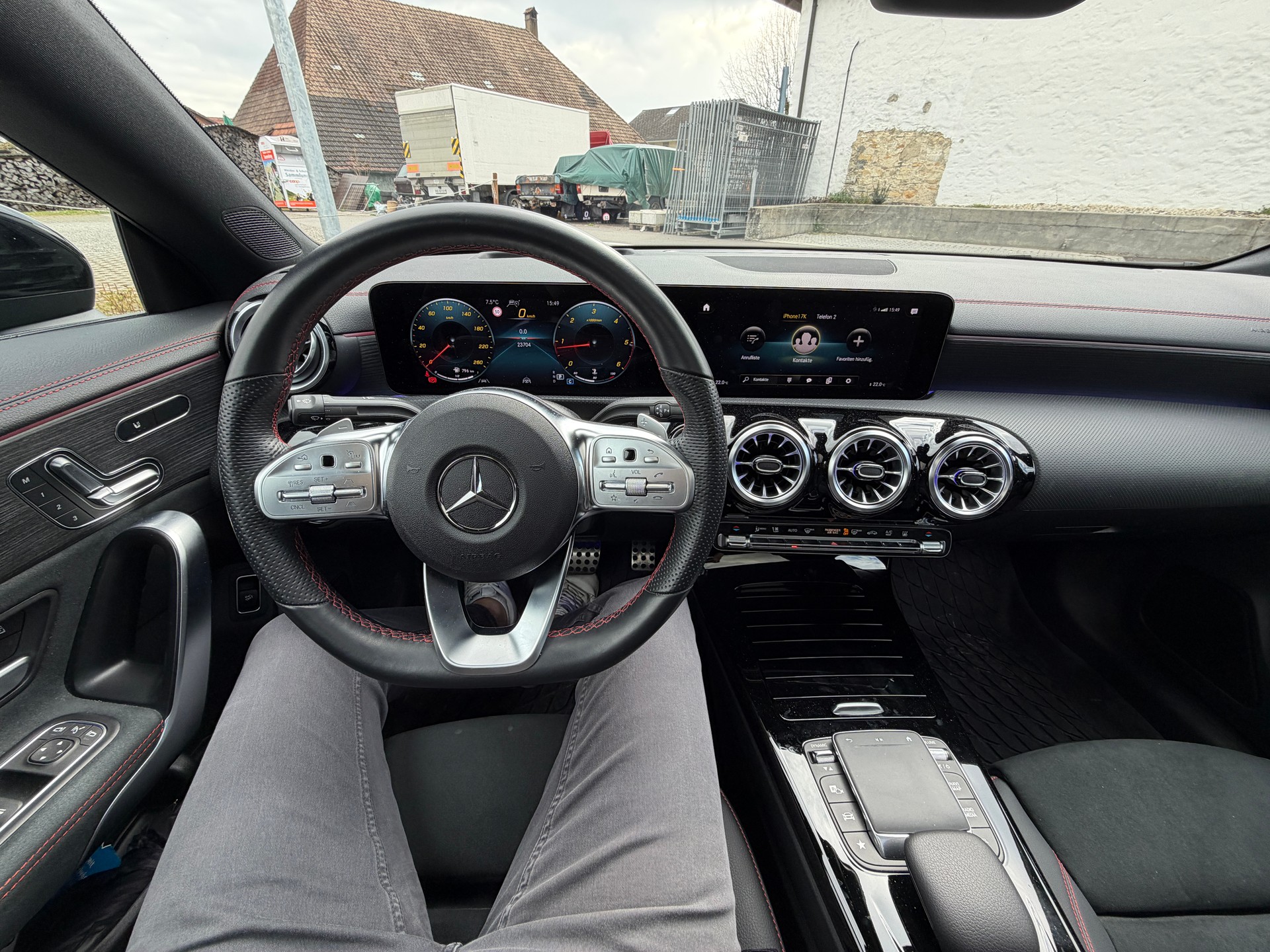 MERCEDES-BENZ CLA 220 d 4Matic AMG Line 8G-DCT-image-10