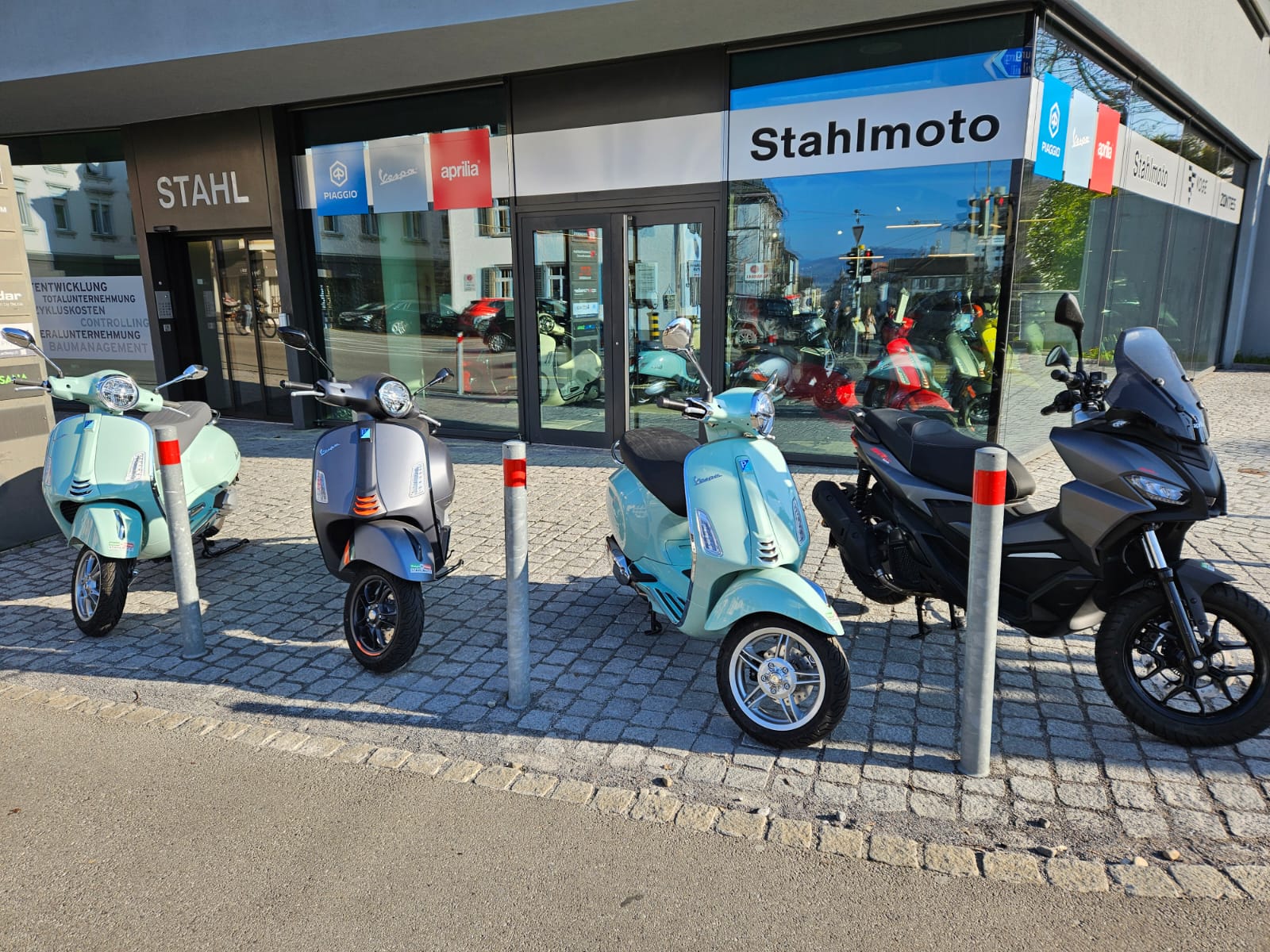 PIAGGIO Vespa GTS 310 Super RST E5+-image-10