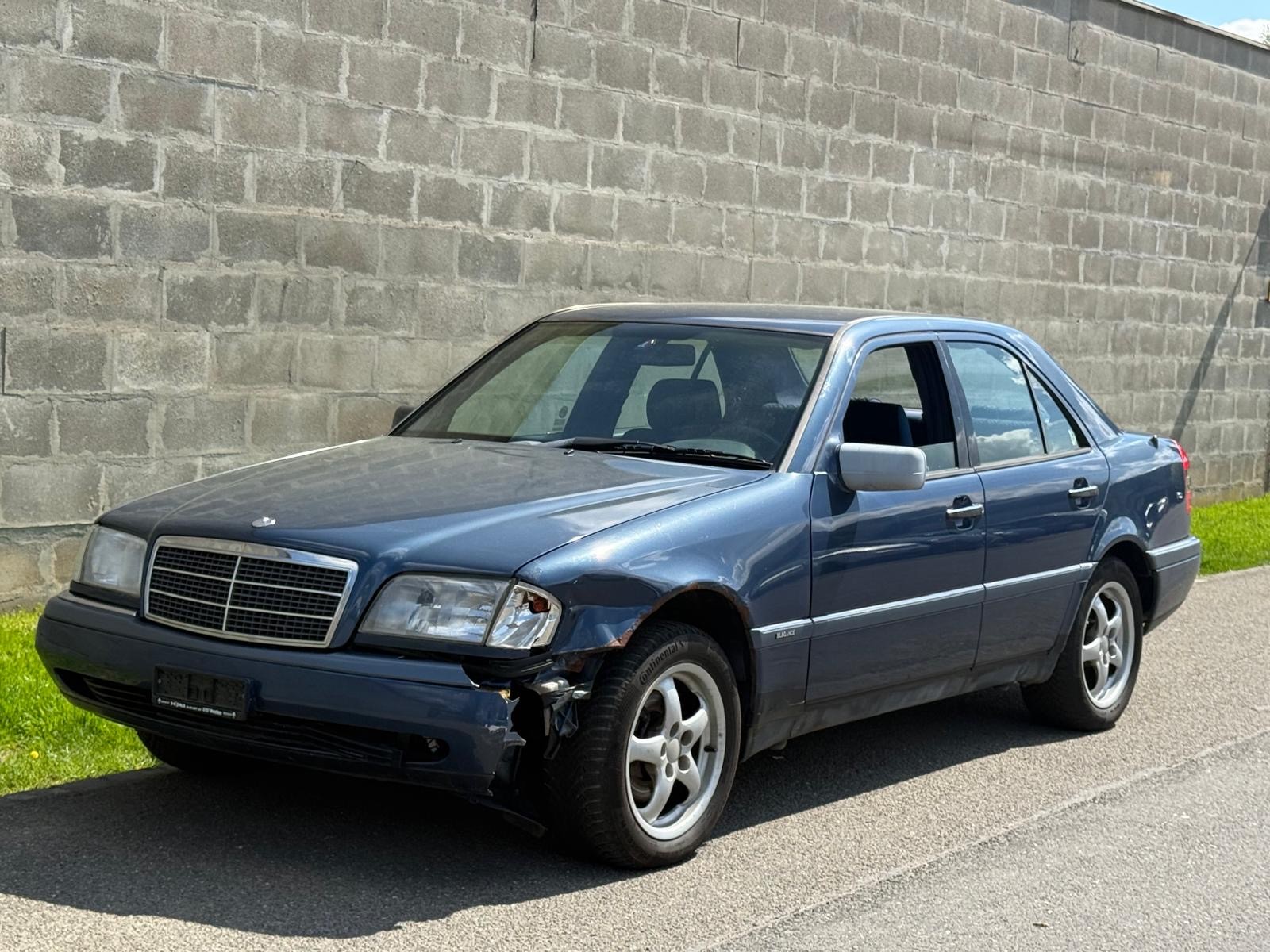 MERCEDES-BENZ C 220 Elégance