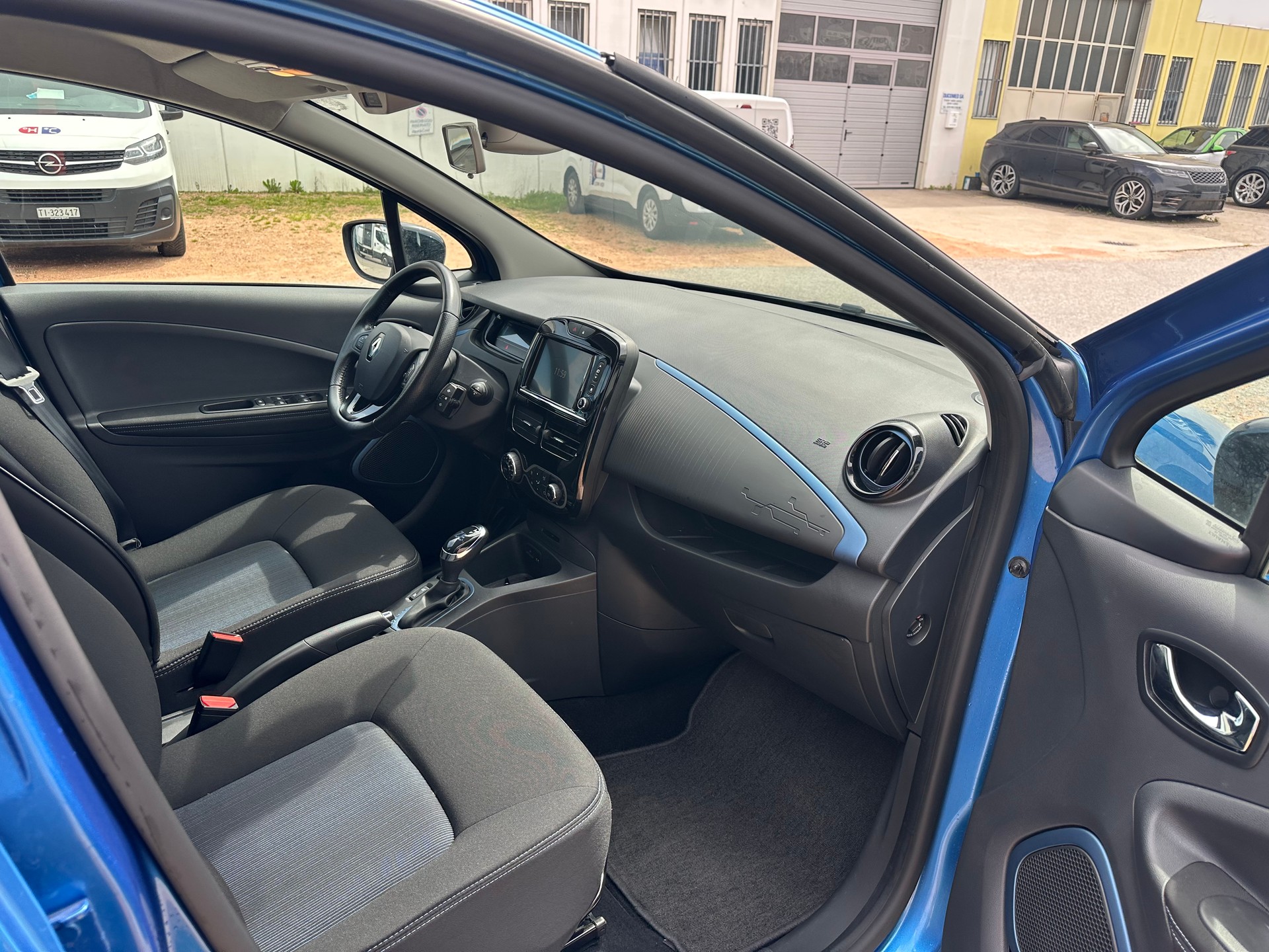 RENAULT Zoe Limited R110 (Batterie Miete)-image-10
