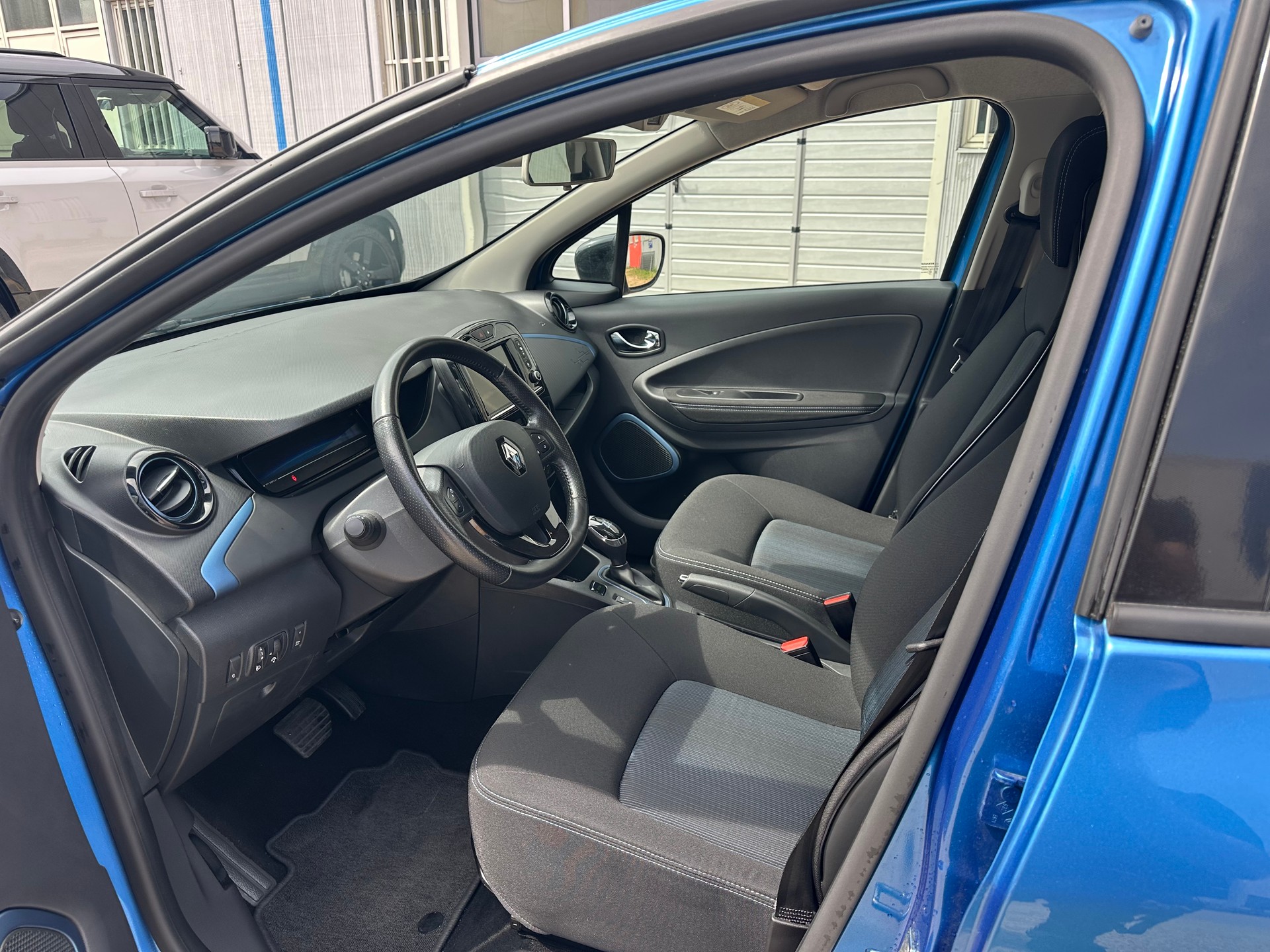 RENAULT Zoe Limited R110 (Batterie Miete)-image-7