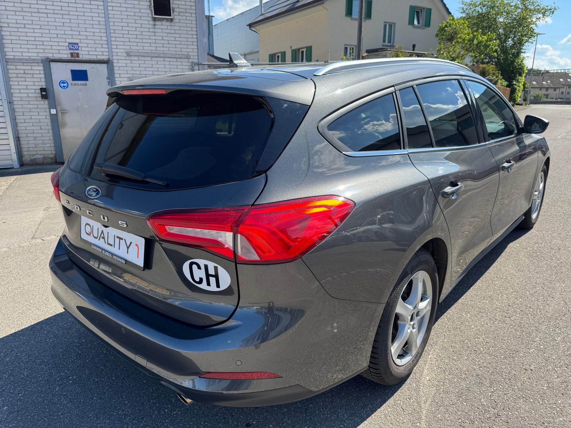 FORD Focus 1.5 TDCi Titanium Automatic-image-4