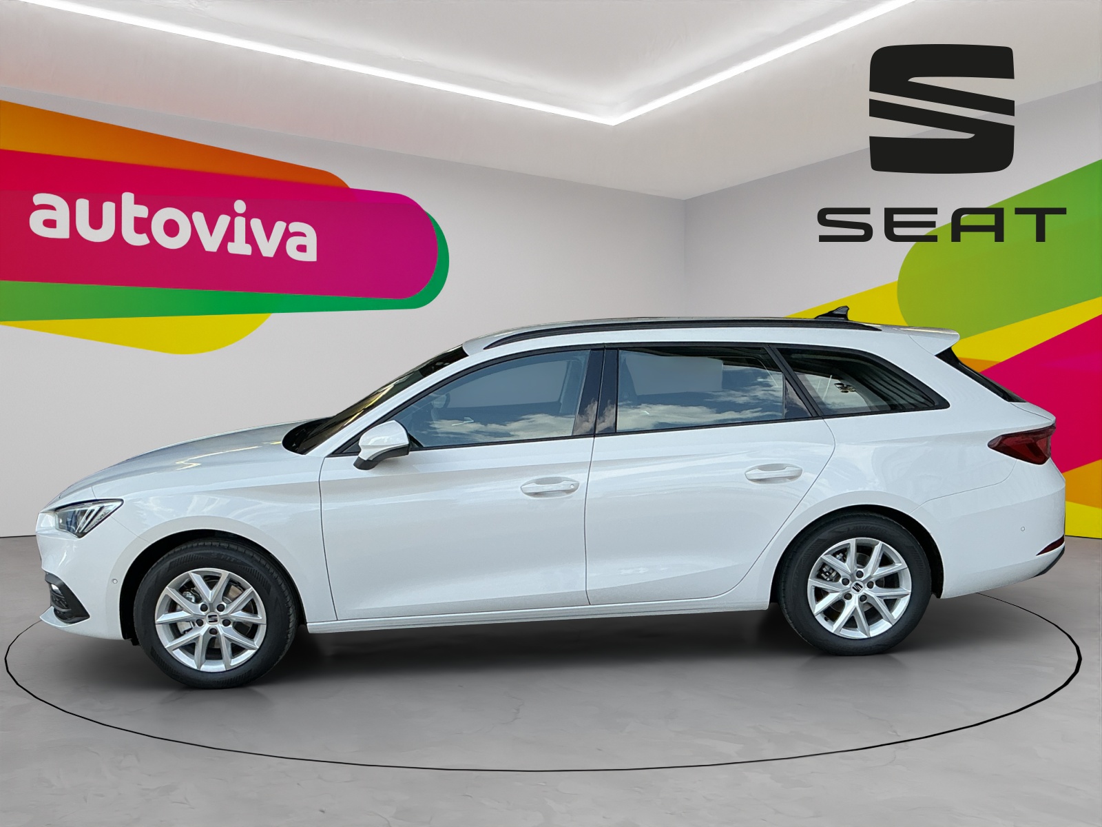 SEAT Leon ST 1.5 eTSI mHEV DSG Style-showroom-element-1