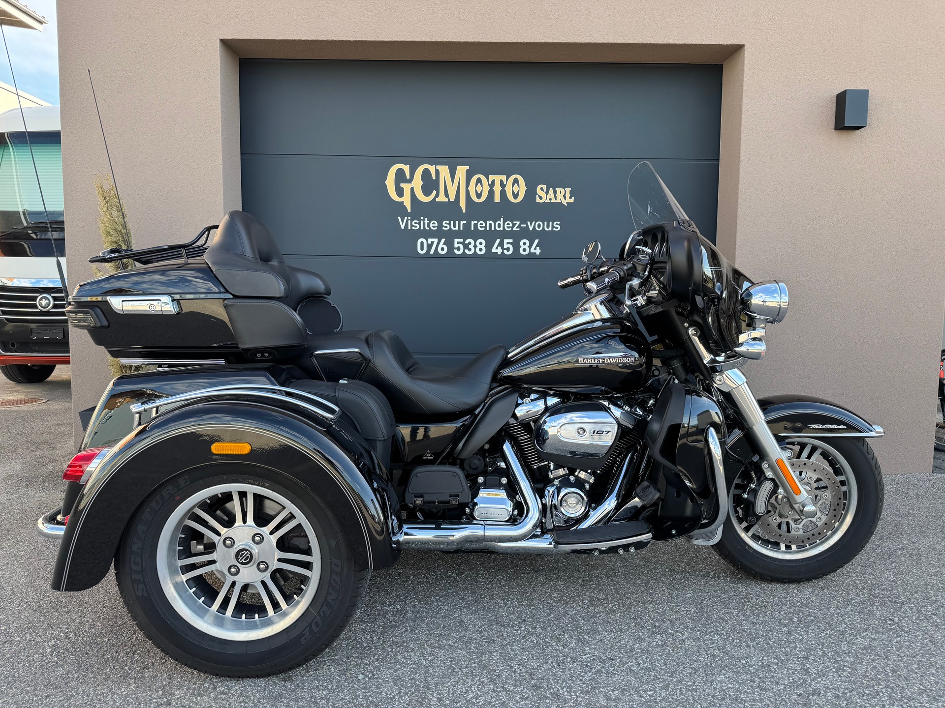 HARLEY-DAVIDSON FLHTCUTG Tri Glide Ultra-image-0