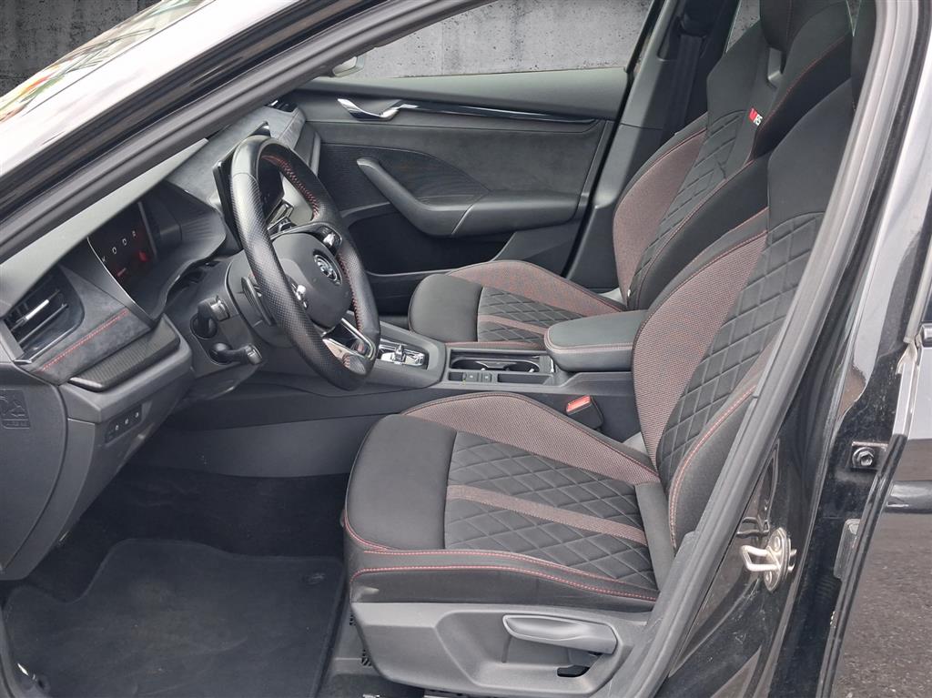 SKODA Octavia Combi 1.4 TSI PHEV DSG RS-image-6