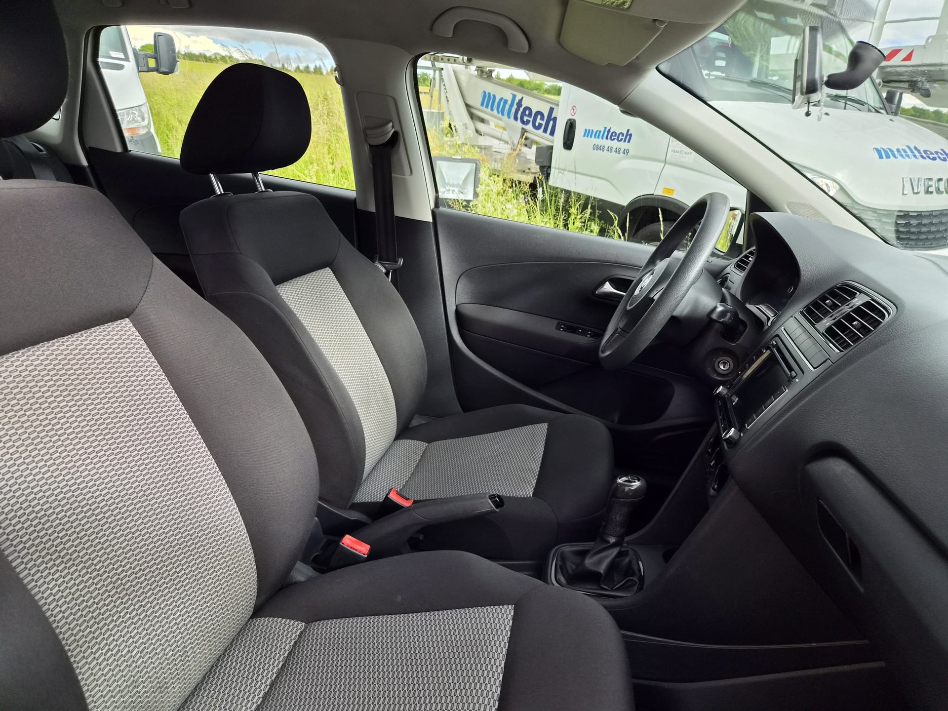 VW Polo 1.2 TSI Trendline-image-14