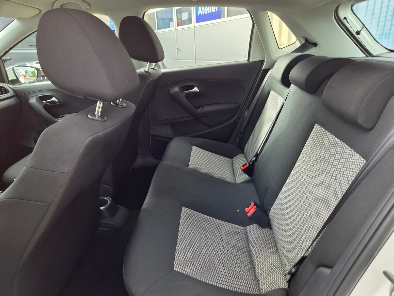 VW Polo 1.2 TSI Trendline-image-18