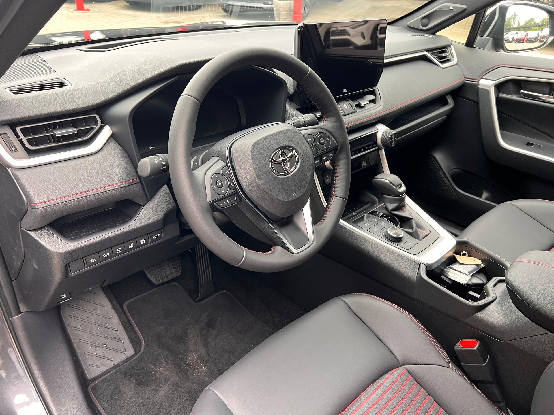 TOYOTA RAV4 2.5 Plug-In-Hybrid Premium-image-7