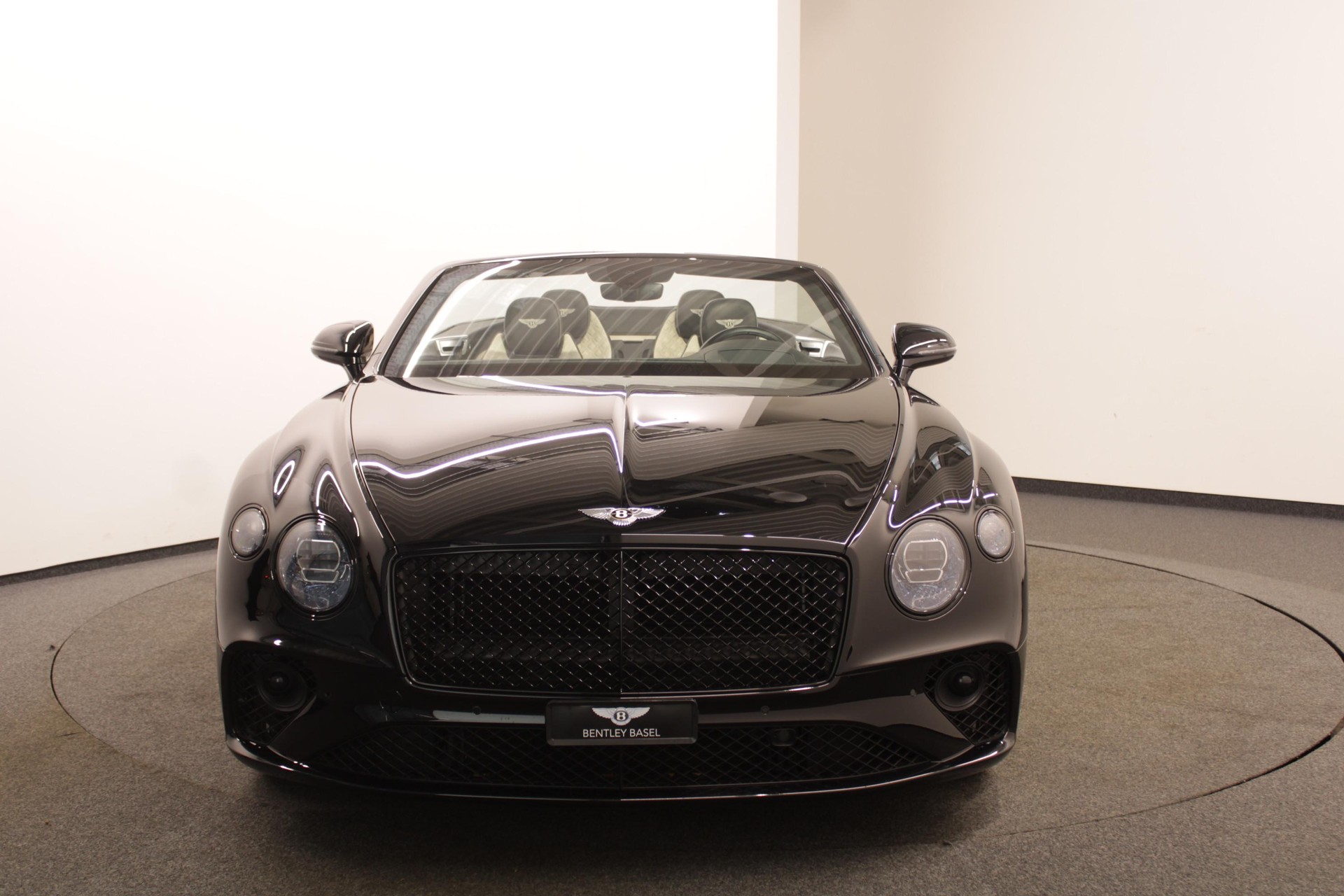 BENTLEY Continental GTC 6.0 W12-image-8