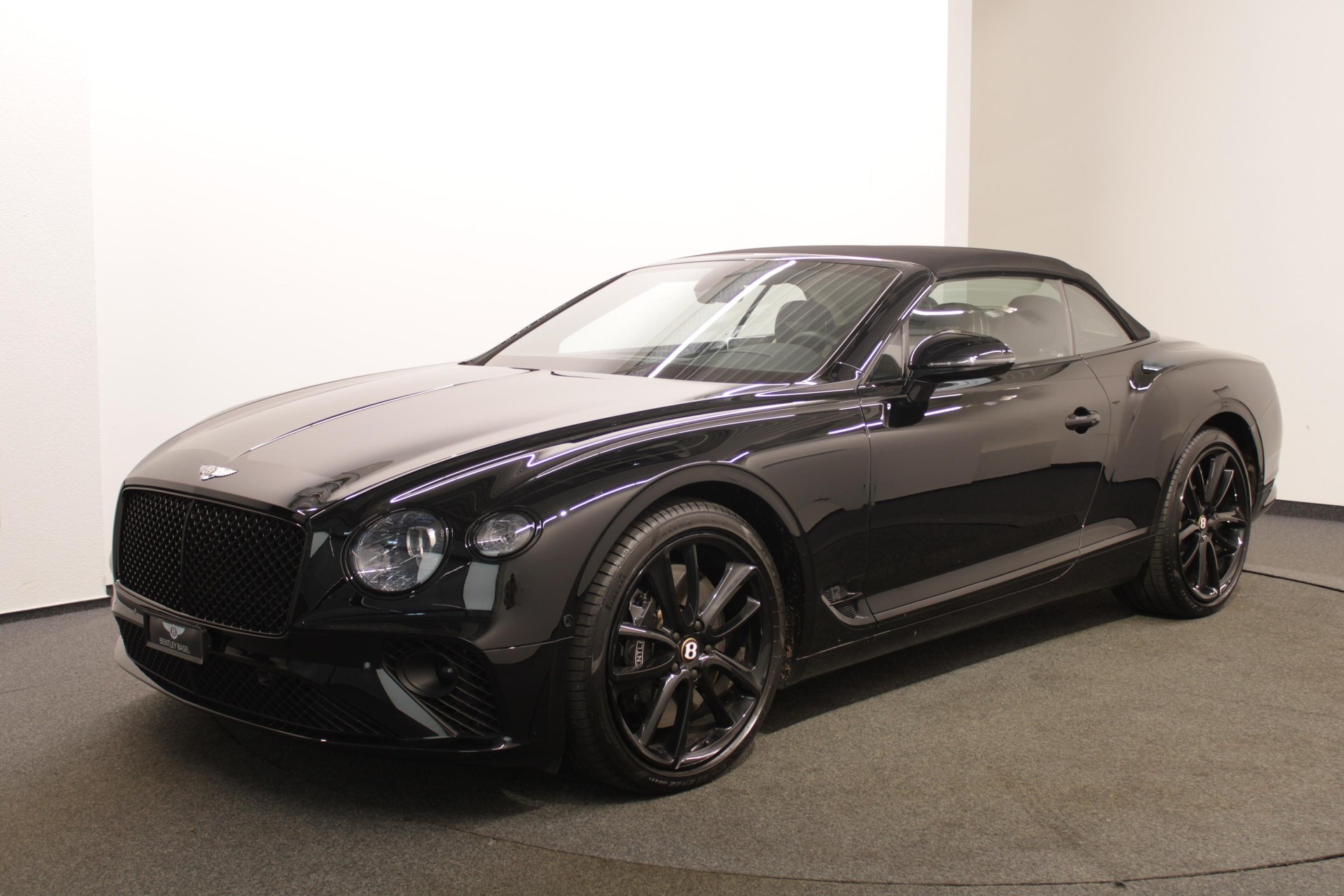 BENTLEY Continental GTC 6.0 W12-image-9