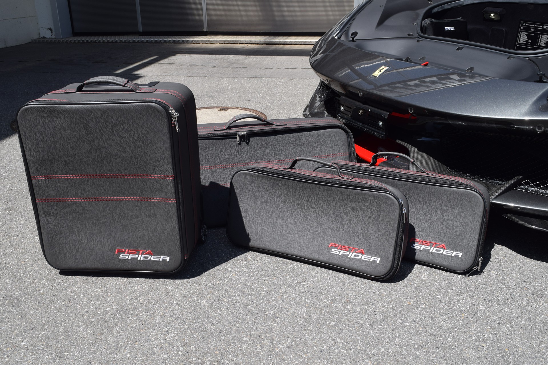 FERRARI 488 Pista Spider 3.9 V8-image-19