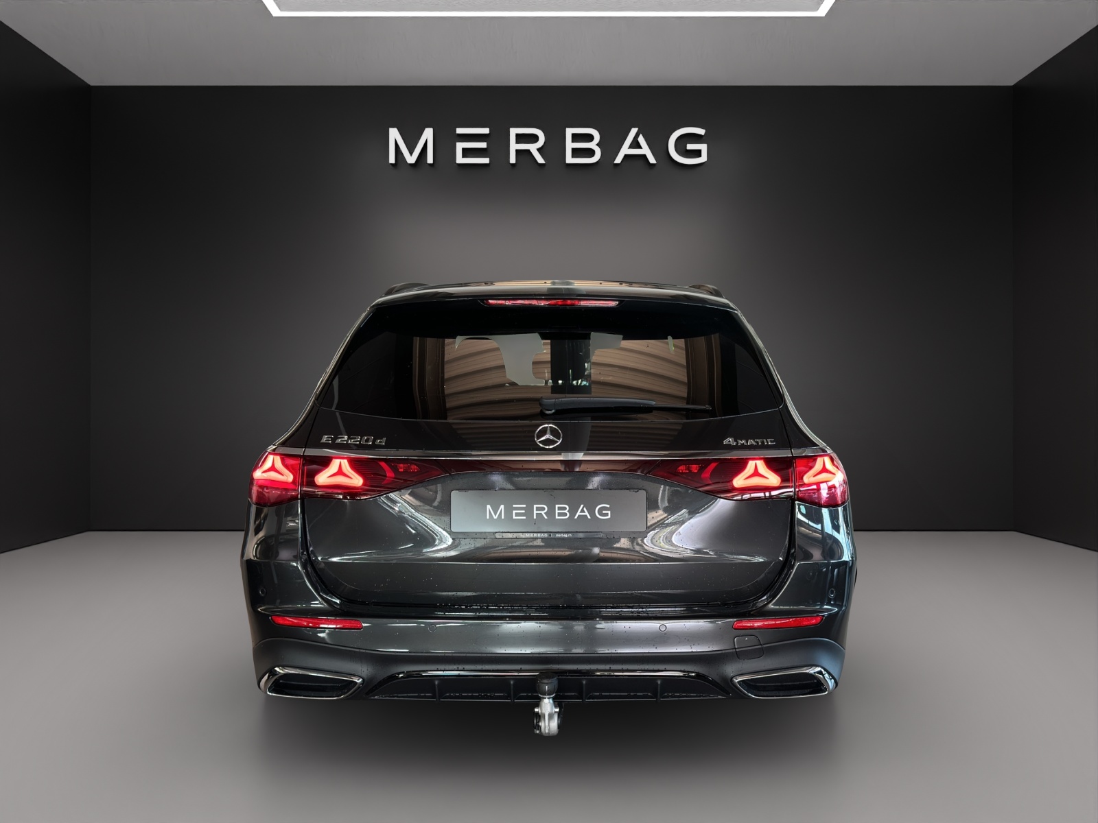 MERCEDES-BENZ E 220 d T 4M 9G-Tronic-image-4