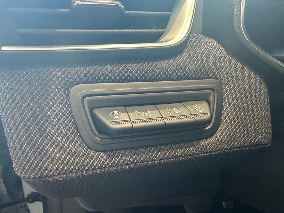 RENAULT Clio 1.6 E-Tech Esprit Alpine-image-19