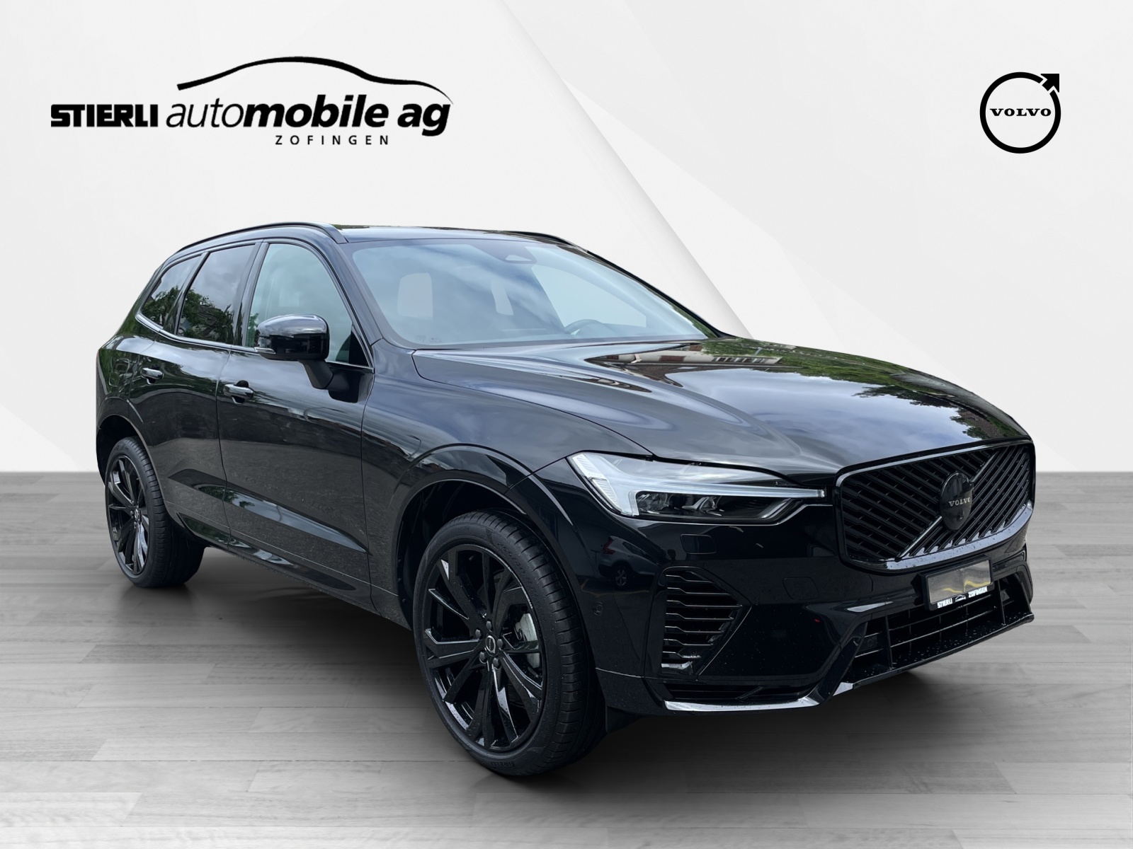 VOLVO XC60 2.0 T6 TE Black Edition eAWD-showroom-element-2