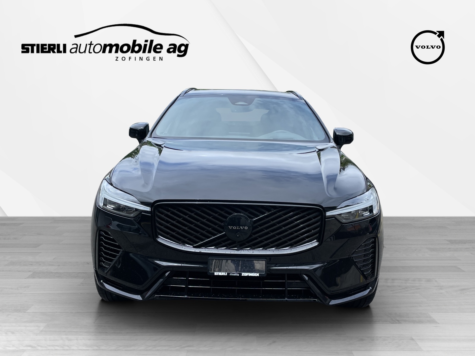 VOLVO XC60 2.0 T6 TE Black Edition eAWD-showroom-element-1