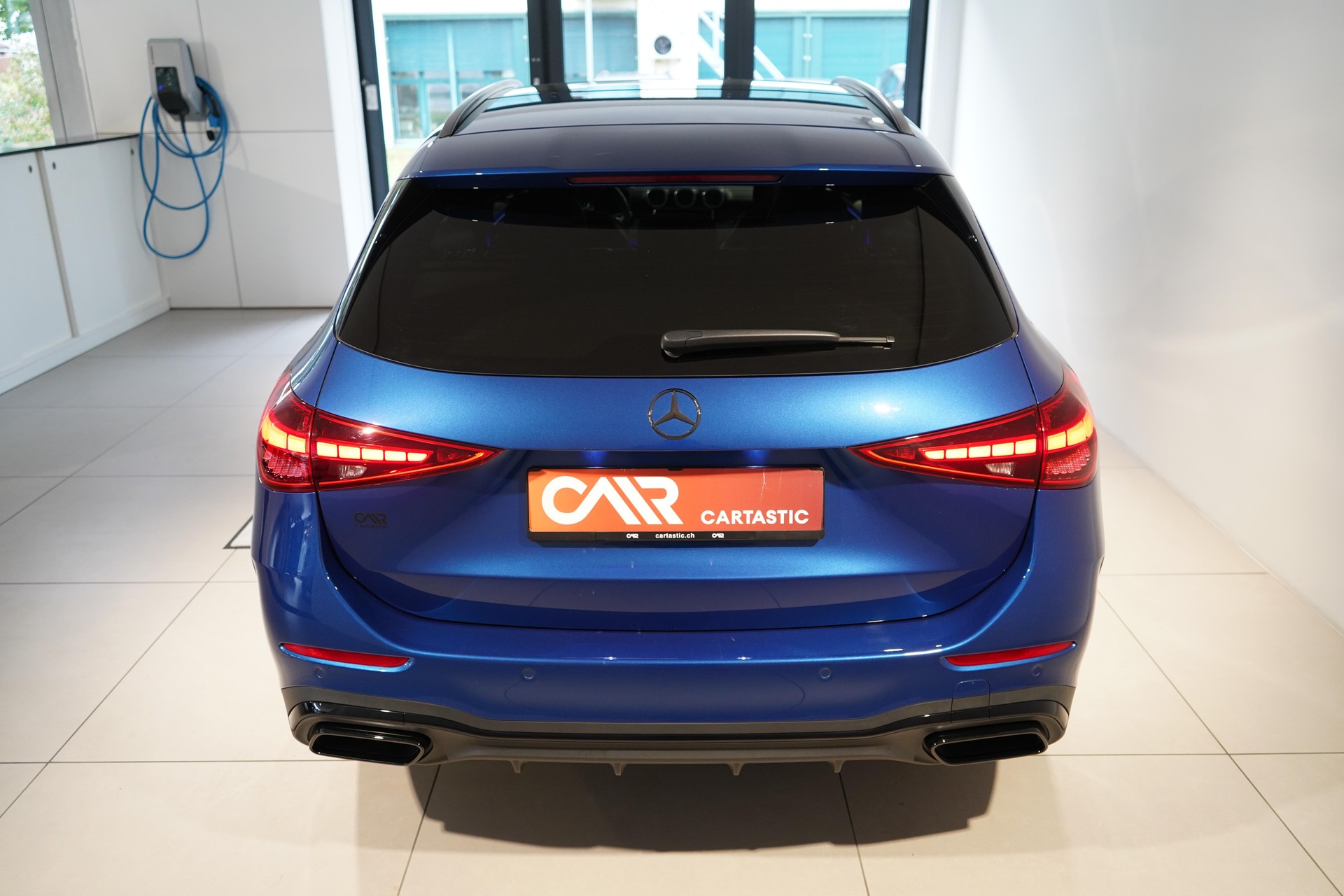 MERCEDES-BENZ C 220 d Swiss Star AMG Line 4matic Kombi-showroom-element-3