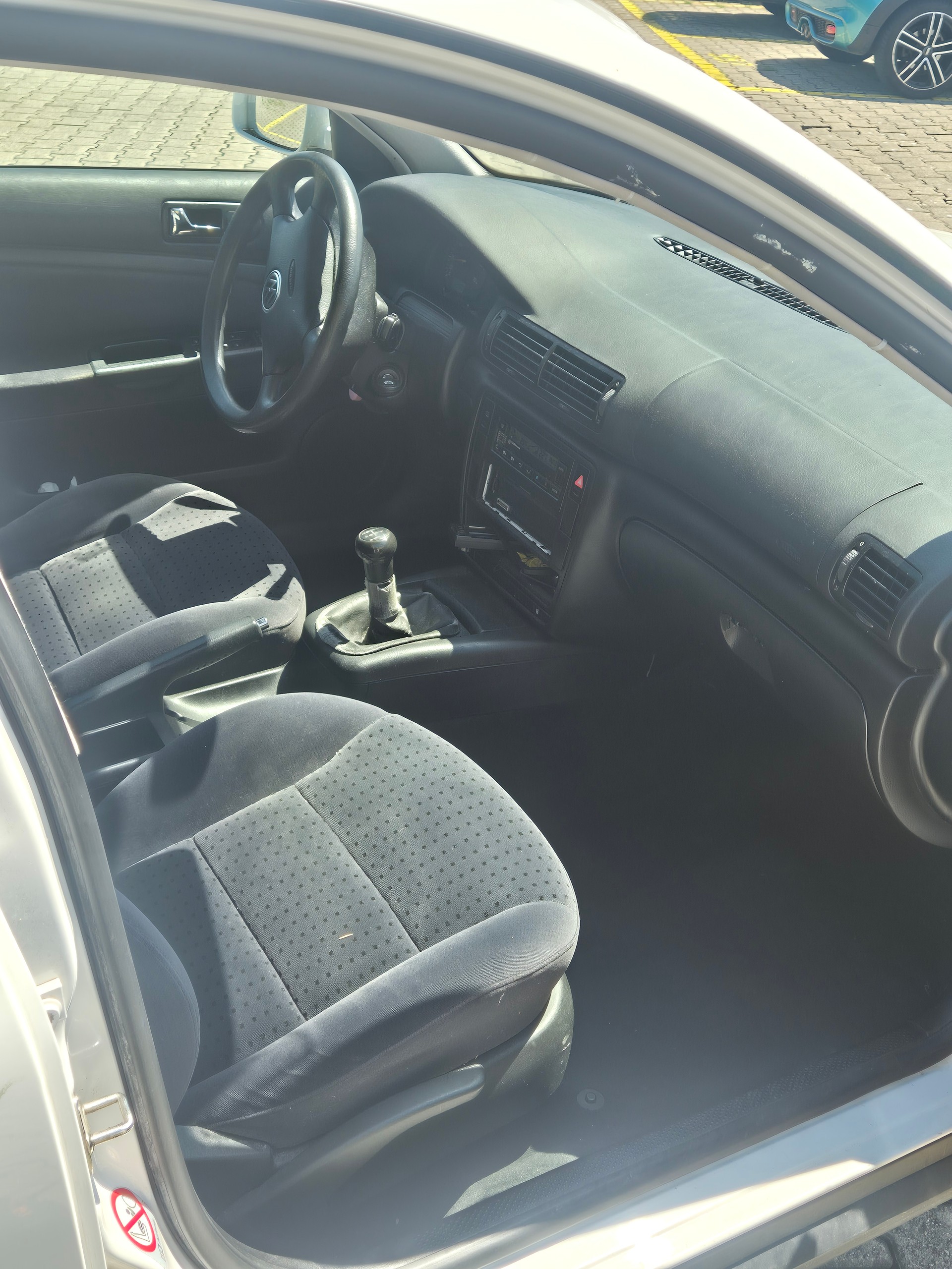 VW Passat Variant 1.8 Comfortline-image-6