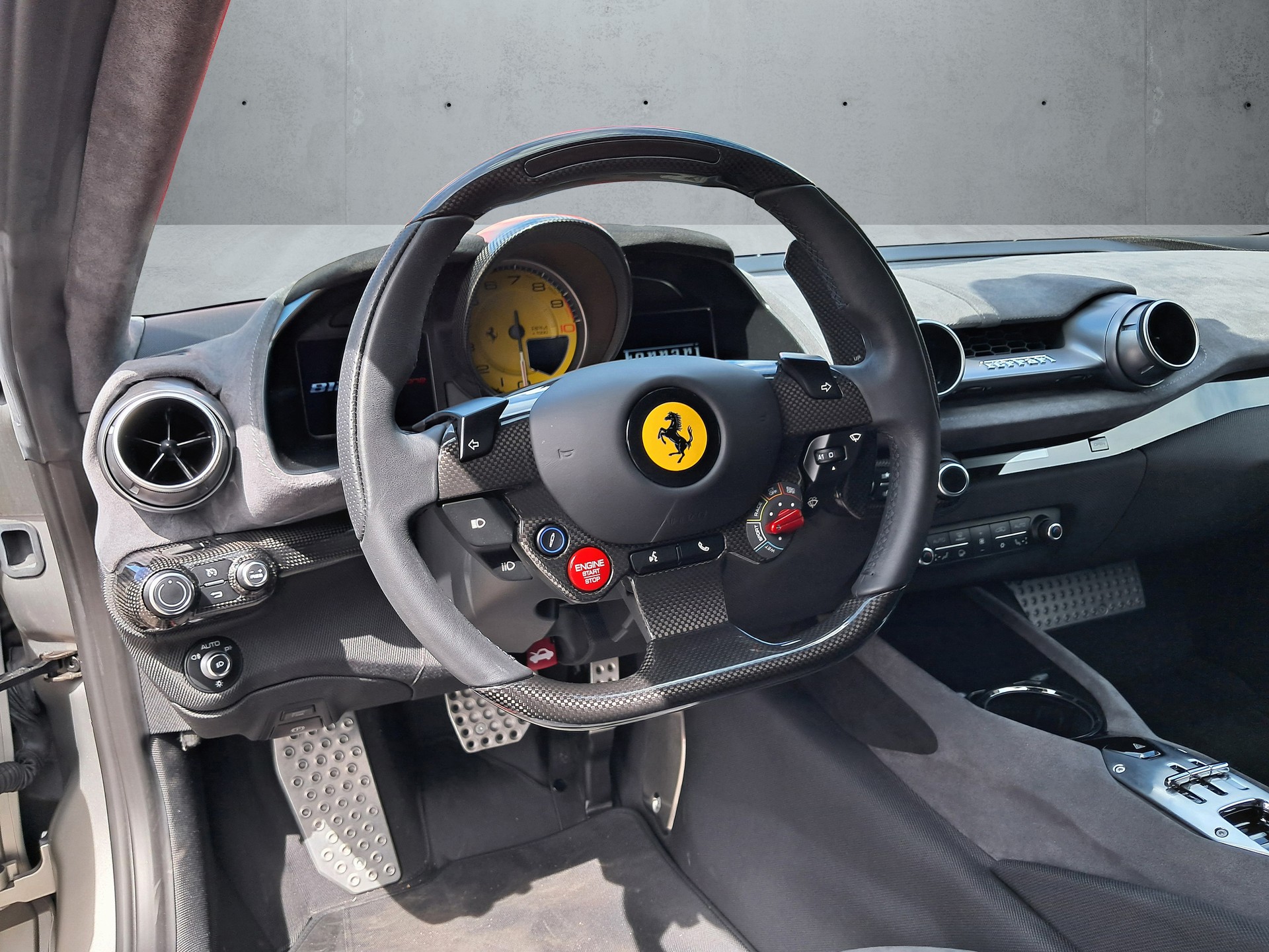 FERRARI 812 Competizione-image-18