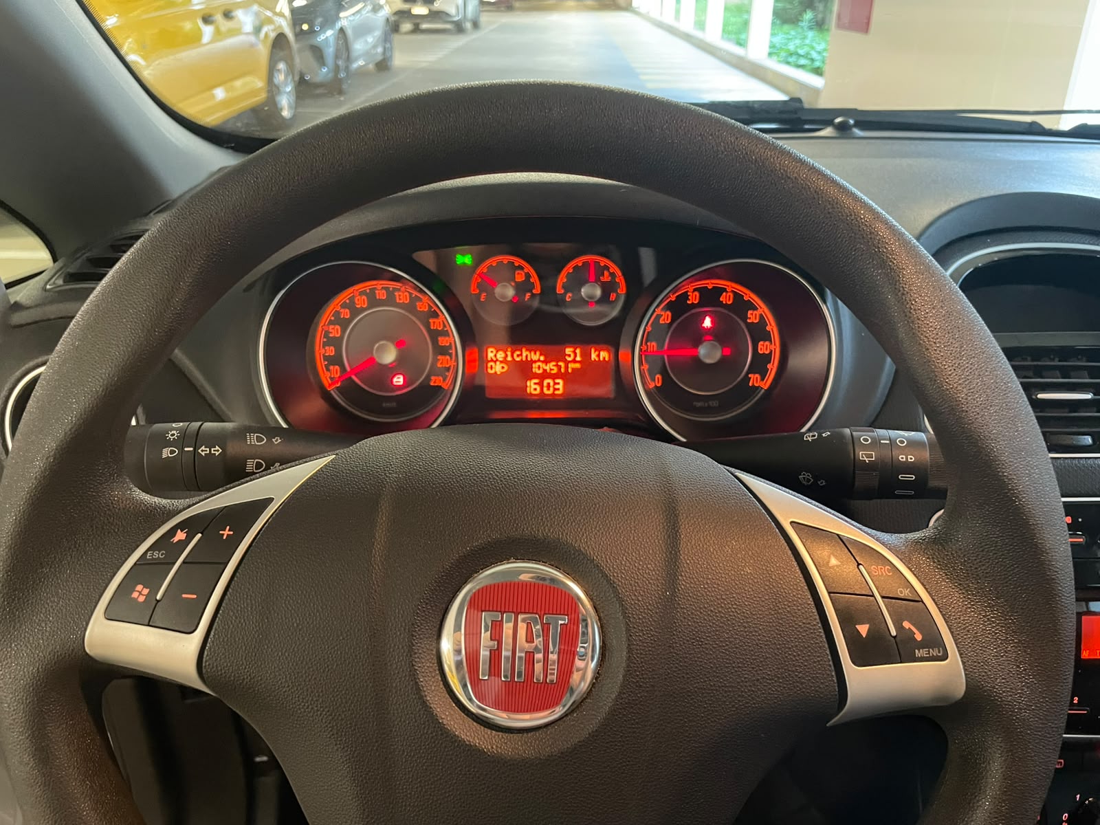 FIAT Punto 1.4 Lounge // MFK NEU-image-14