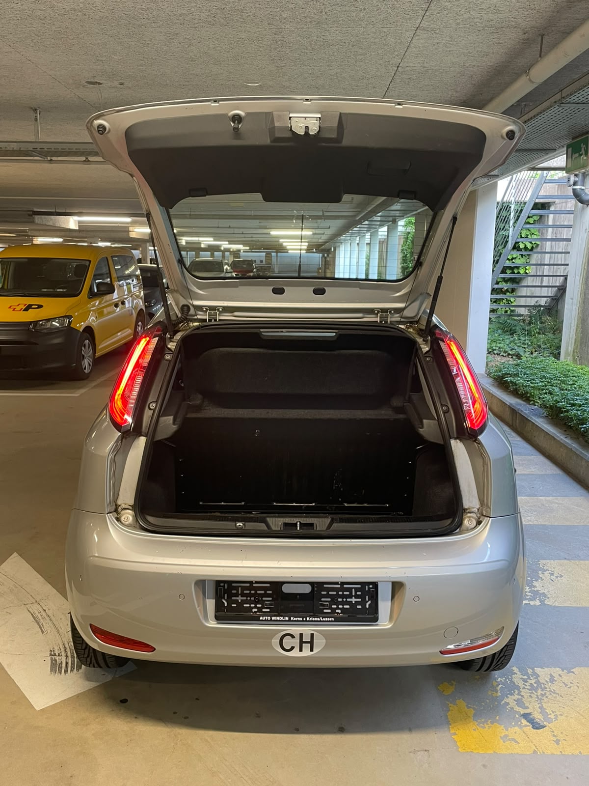 FIAT Punto 1.4 Lounge // MFK NEU-image-15