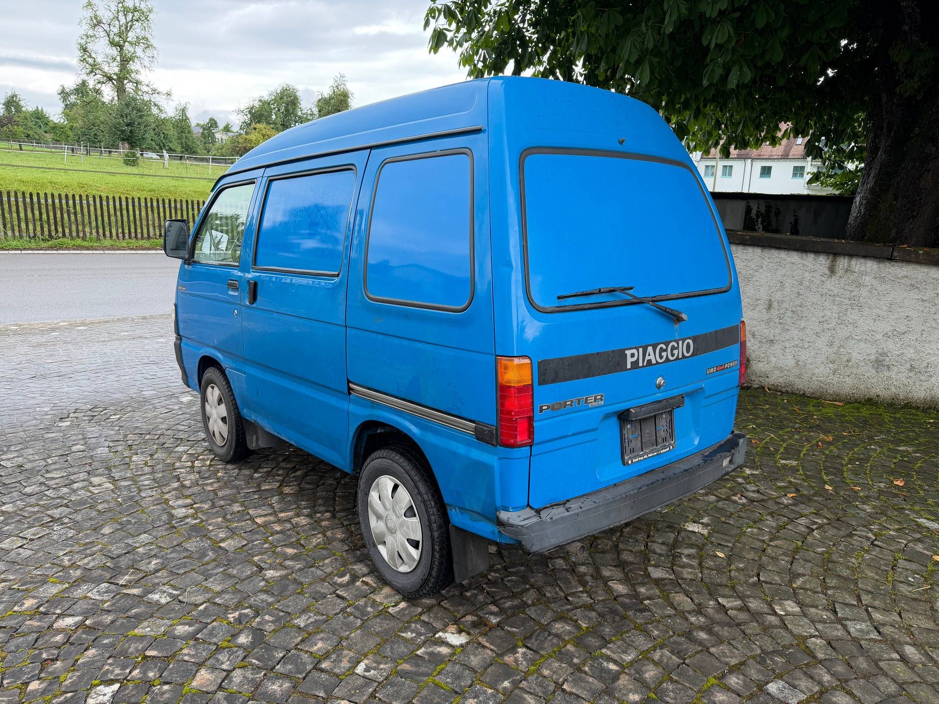 PIAGGIO Porter 1.3 4x4 / Kasten / 1 Hand / CH-Fahrzeug / Schiebetür links & rechts-image-7