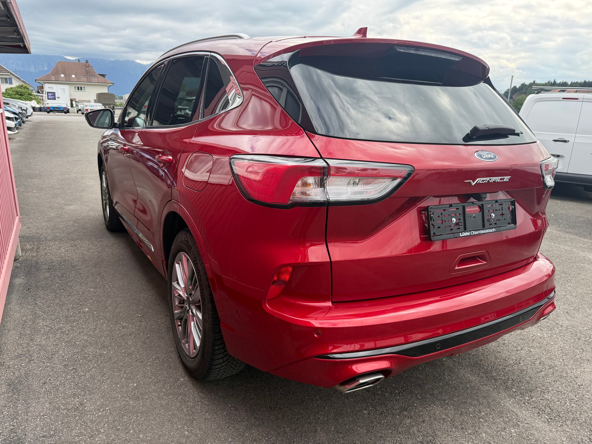 FORD Kuga 2.0 TDCi EcoBlue Vignale 4WD Automat-showroom-element-1