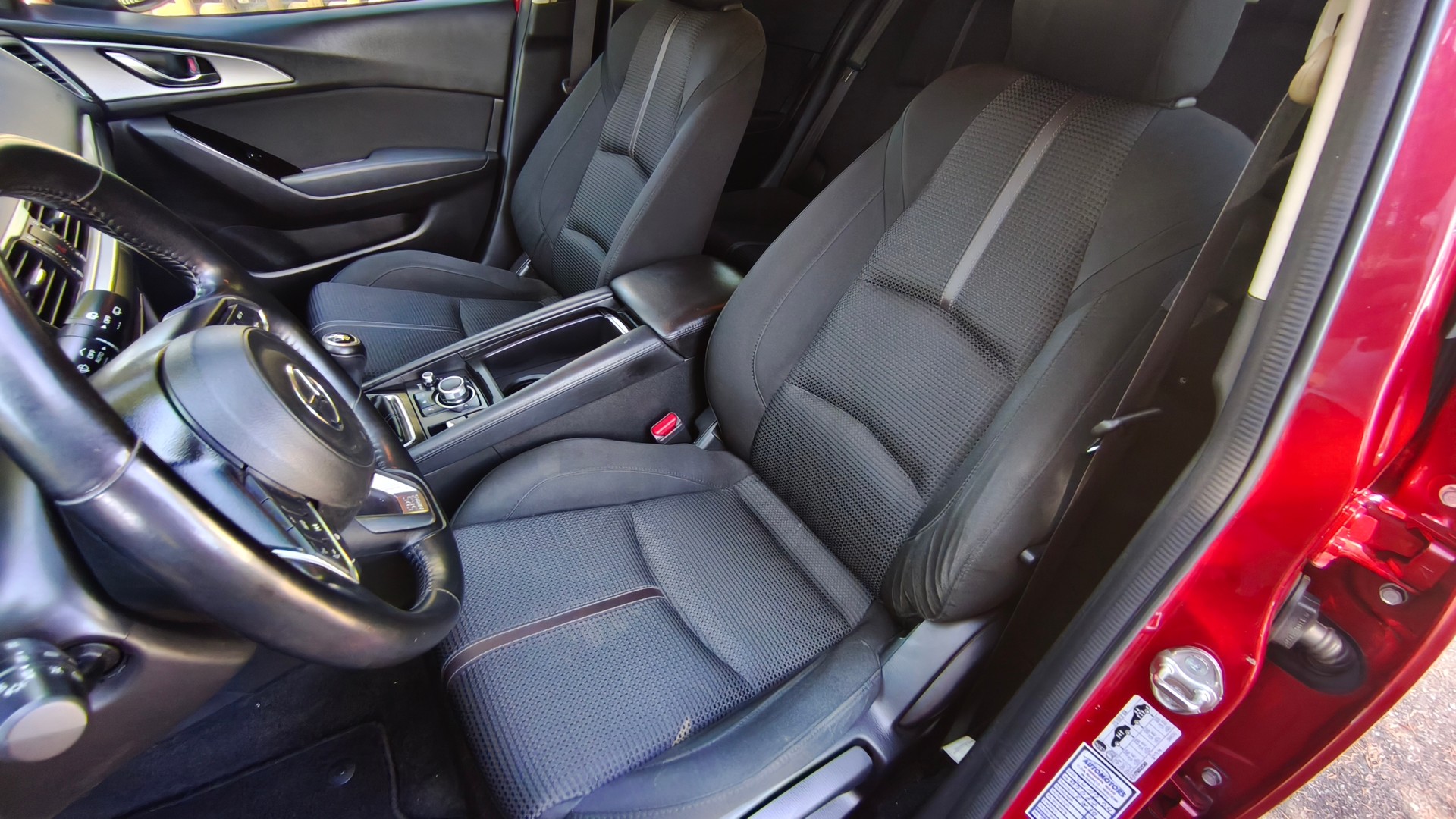 MAZDA 3 SKYACTIV-G 120 Ambition Plus-image-10