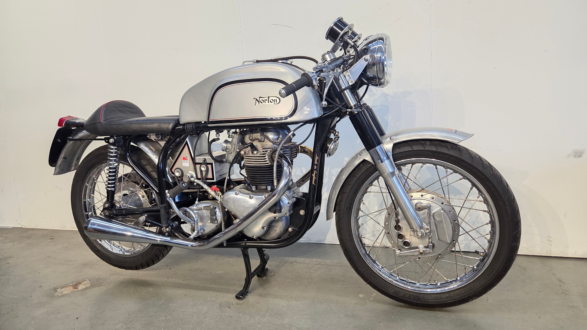 NORTON Atlas 750-image-2