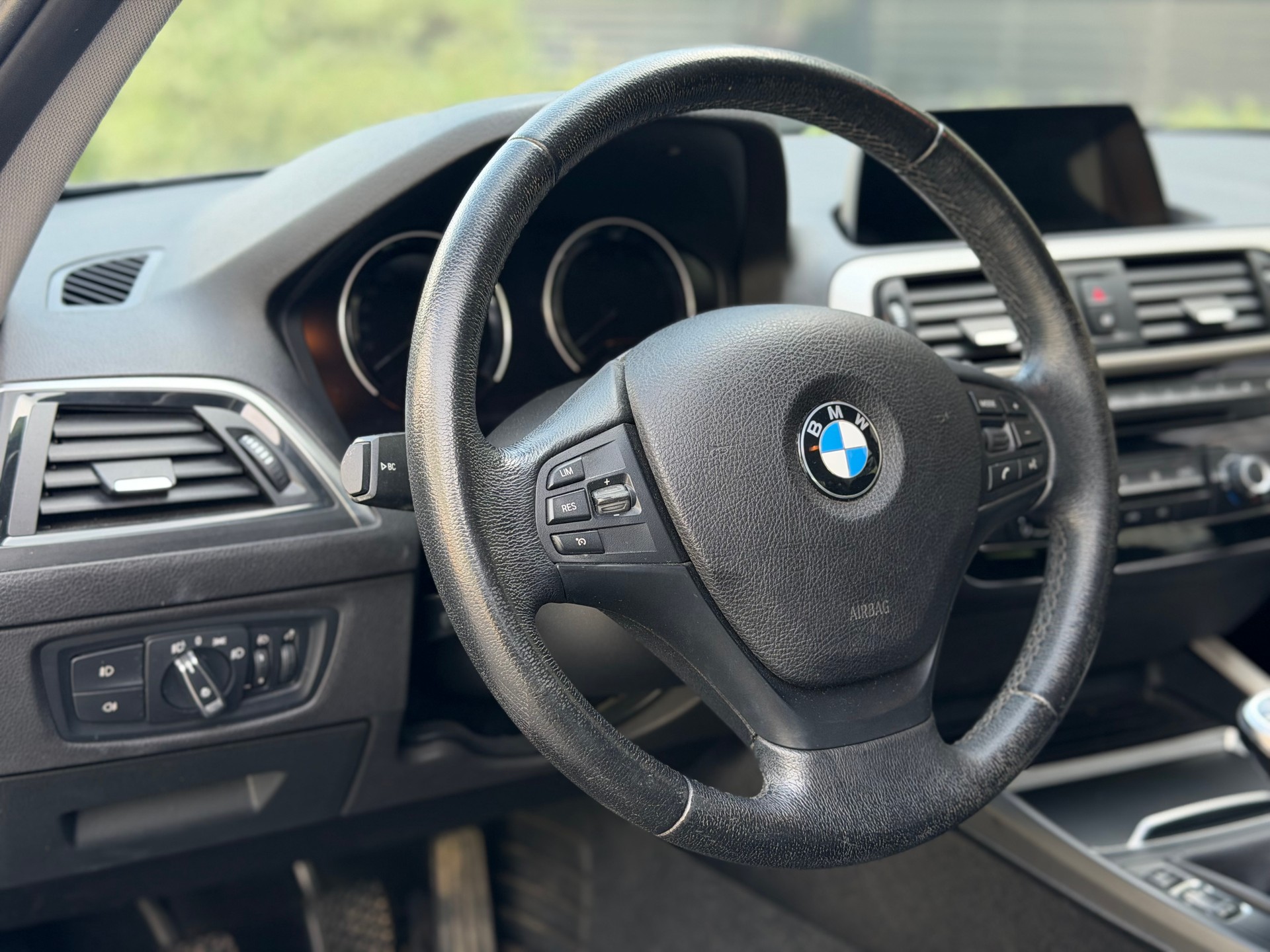 BMW 116i Business-image-10